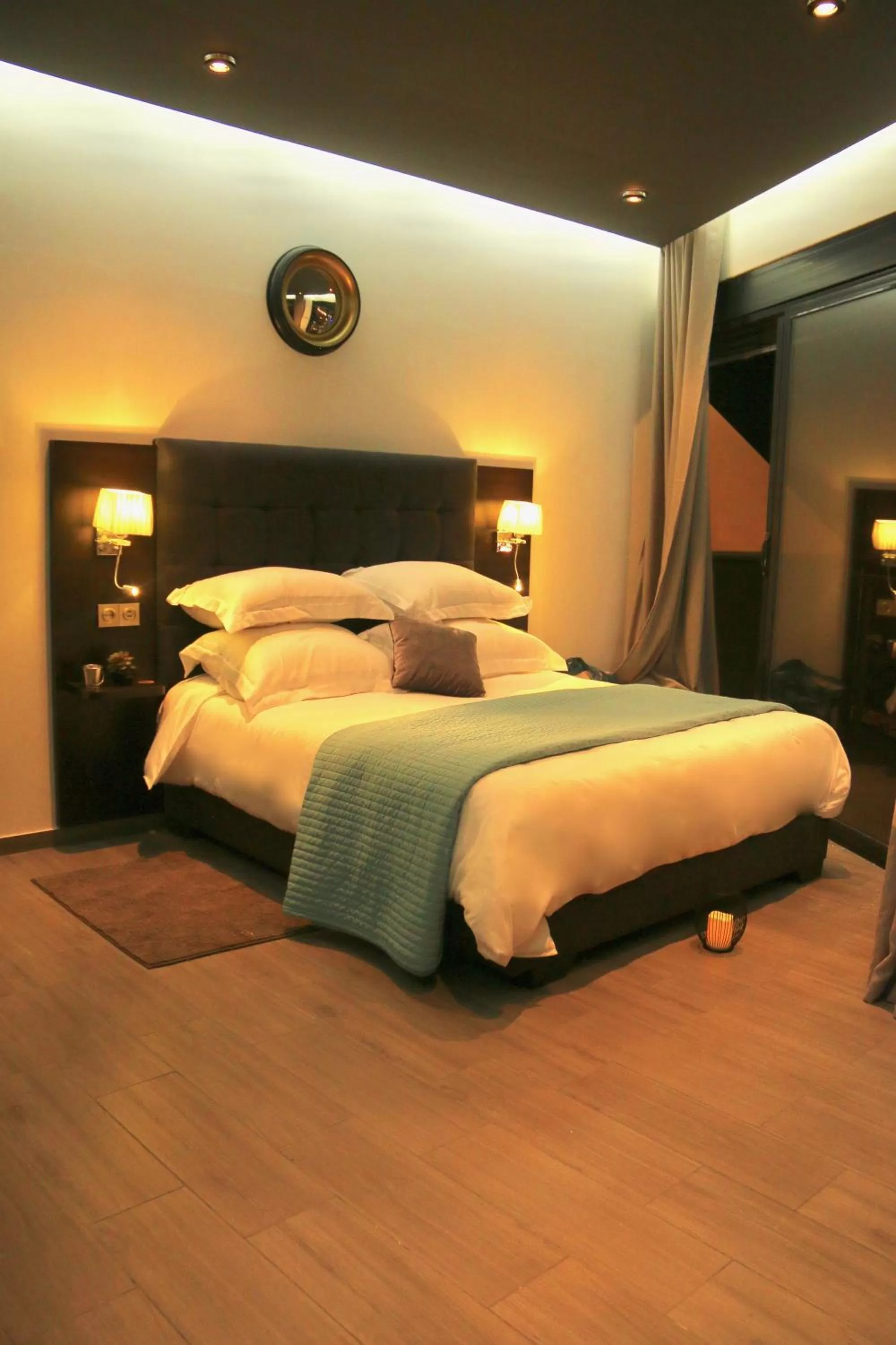 Bed in Calypso Home Oran