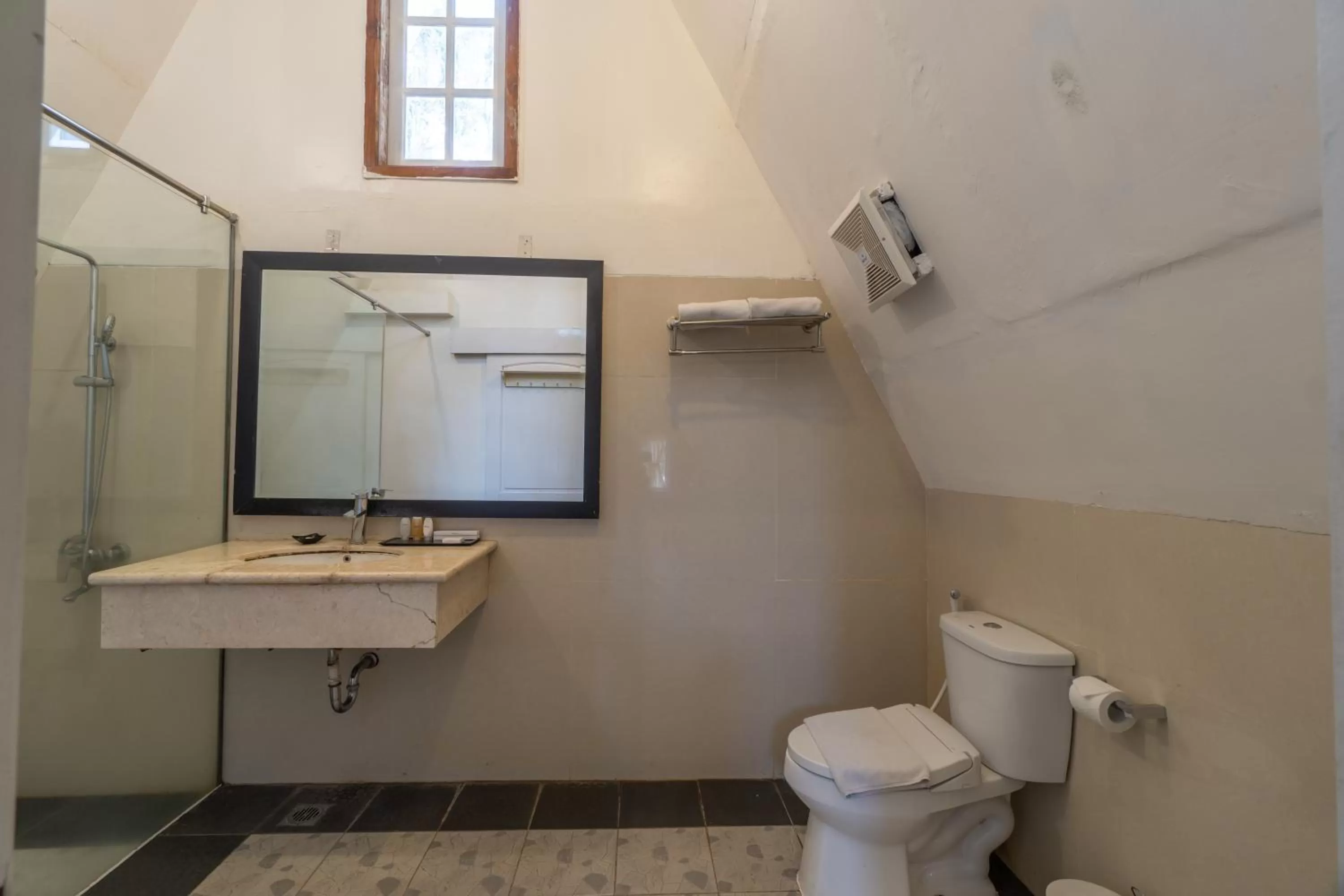 Bathroom in D'Kaliurang Resort & Convention Yogyakarta