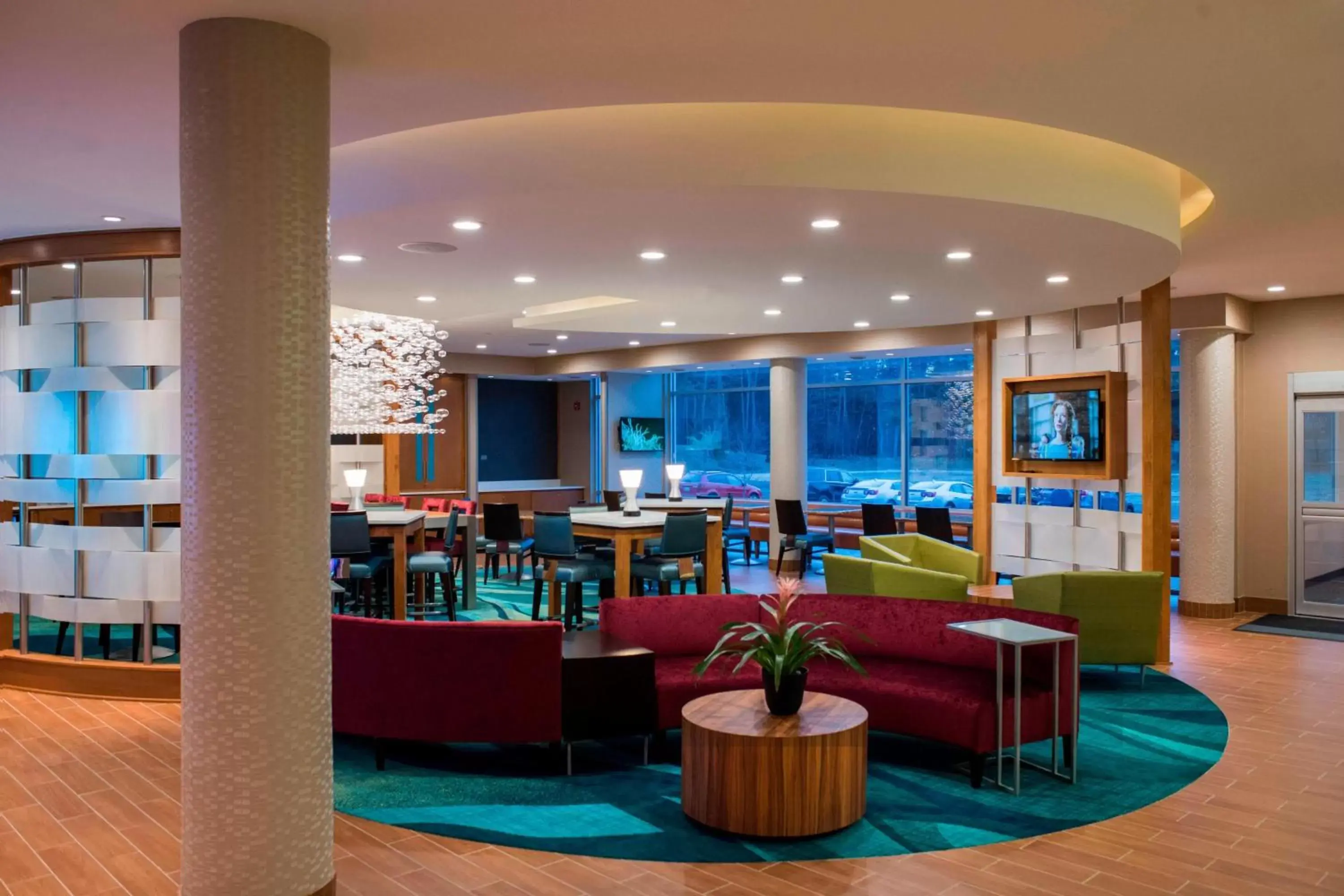 Lobby or reception, Lounge/Bar in SpringHill Suites by Marriott Wisconsin Dells