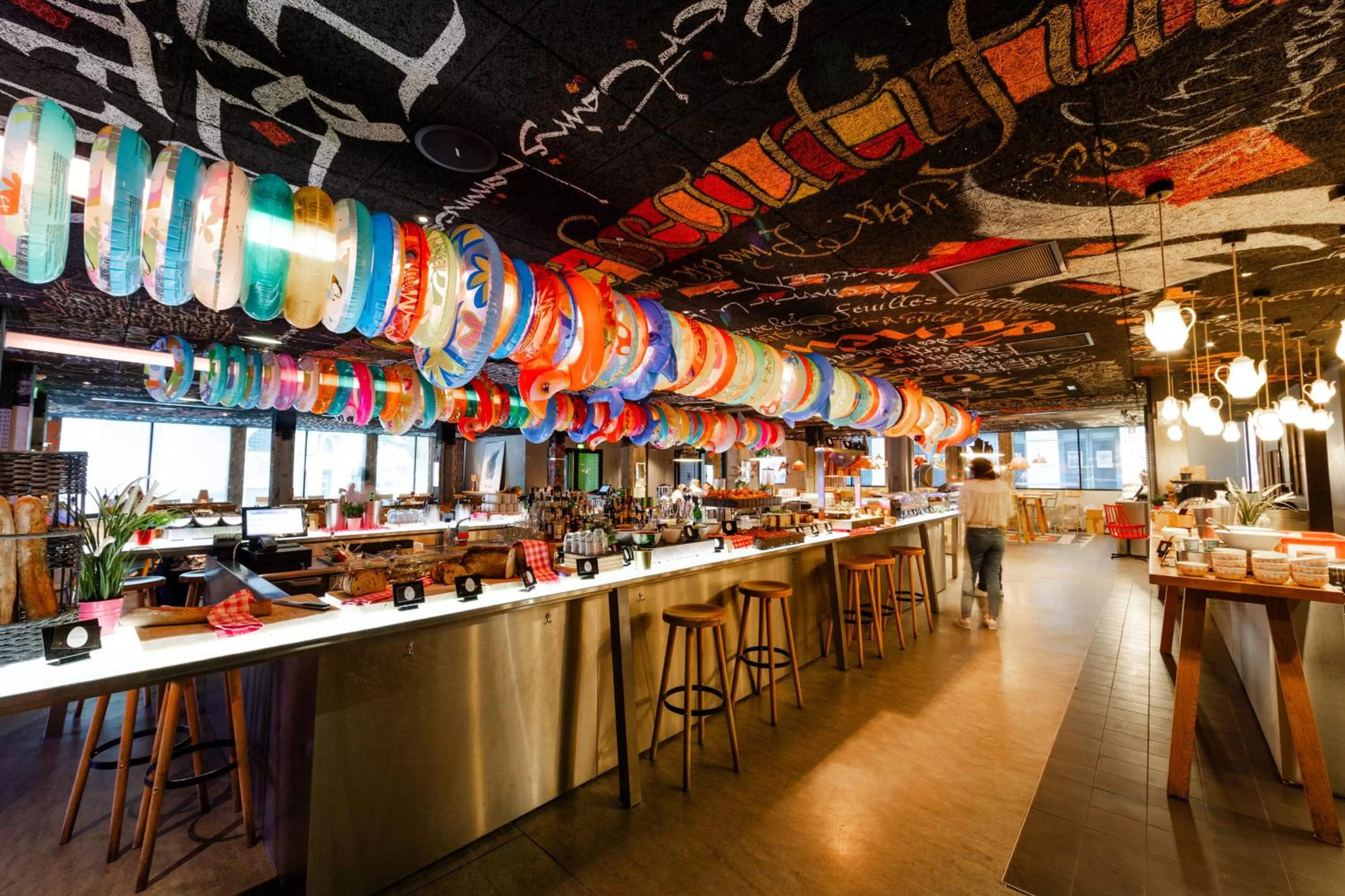 Restaurant/places to eat in Mama Shelter Bordeaux Centre