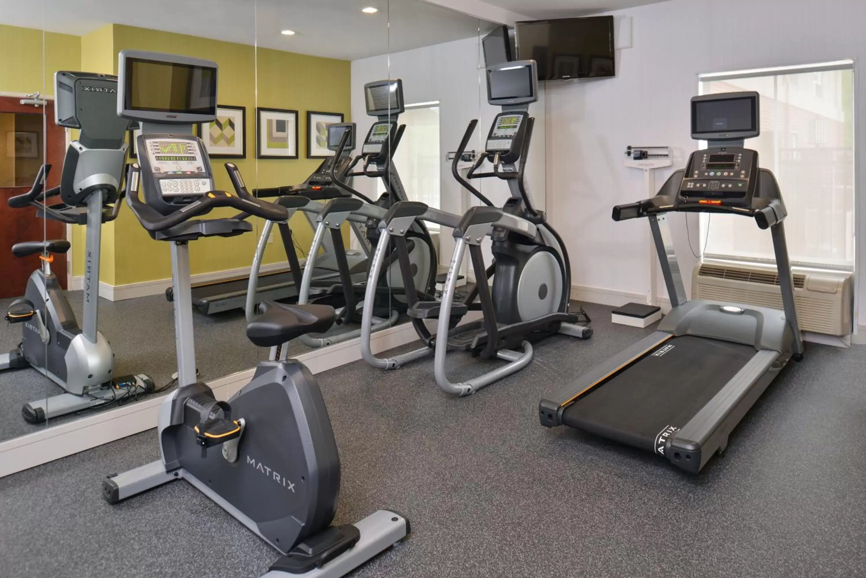 Fitness centre/facilities, Fitness Center/Facilities in Holiday Inn Express Hotel & Suites Lafayette, an IHG Hotel