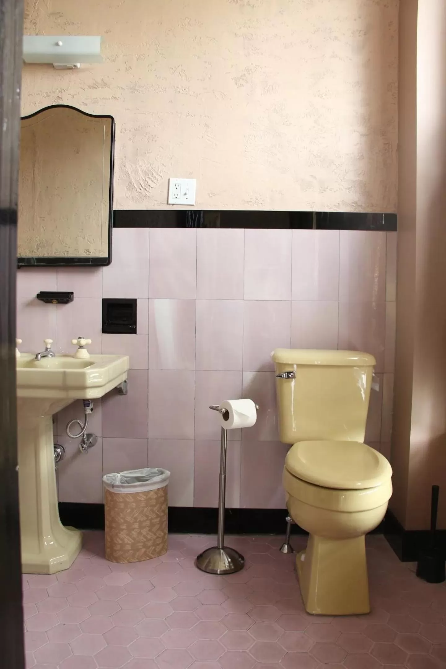 Bathroom in The Wedding Cake House