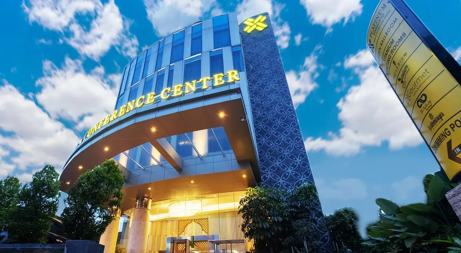 Property Building in Platinum Adisucipto Yogyakarta Hotel & Conference Center