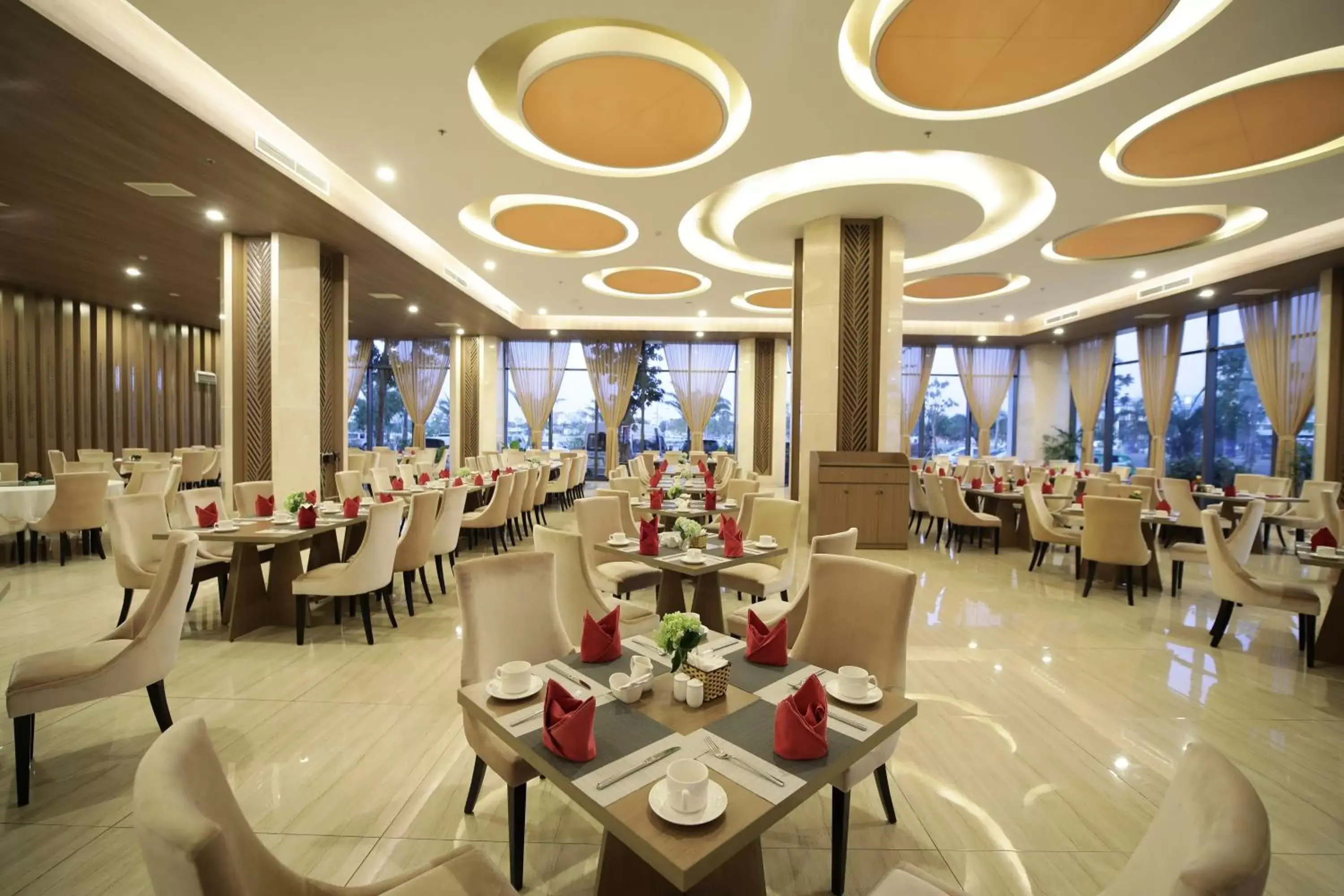 Restaurant/Places to Eat in Muong Thanh Luxury Ca Mau Hotel