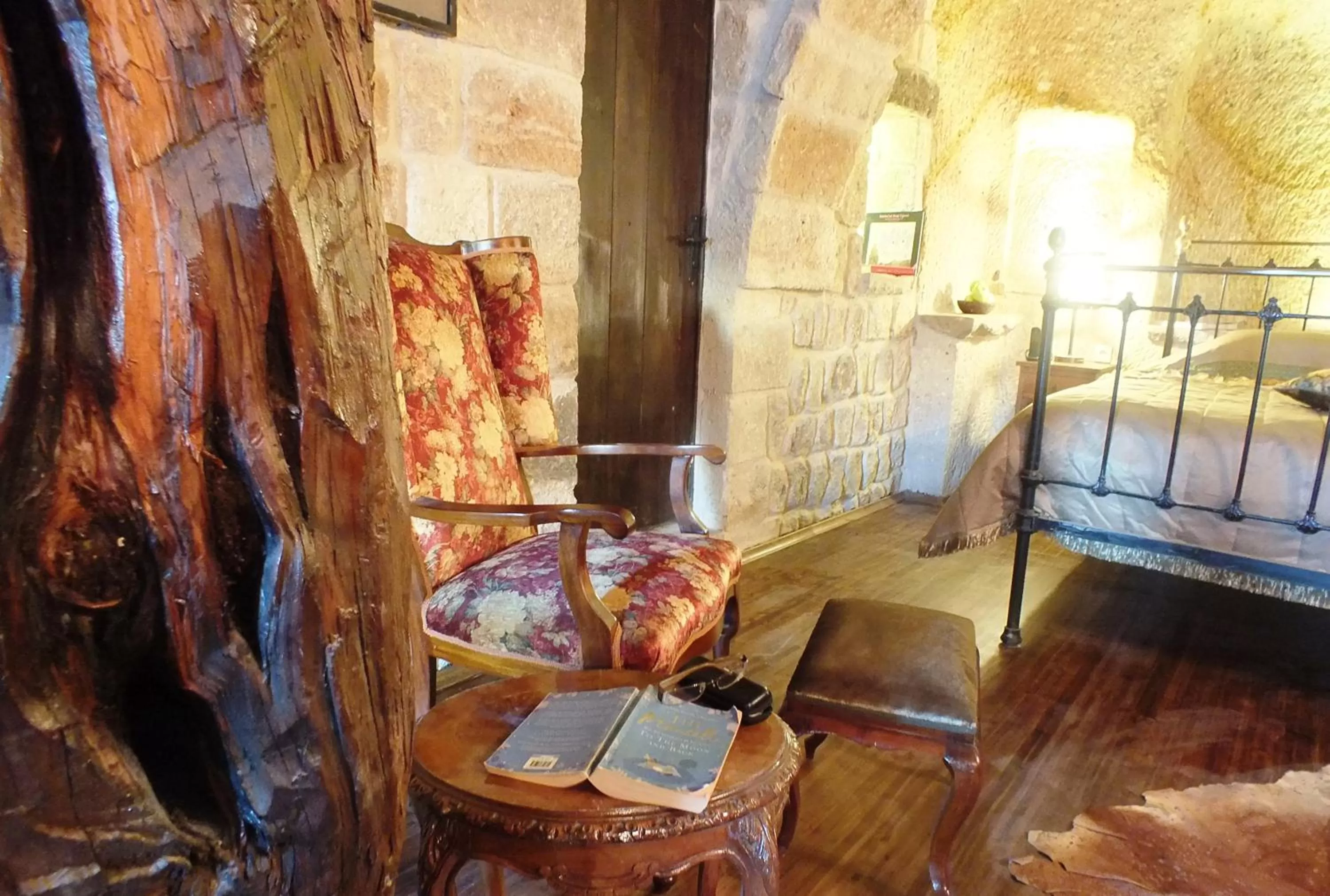 Decorative detail, Bed in Dere Suites Cappadocia
