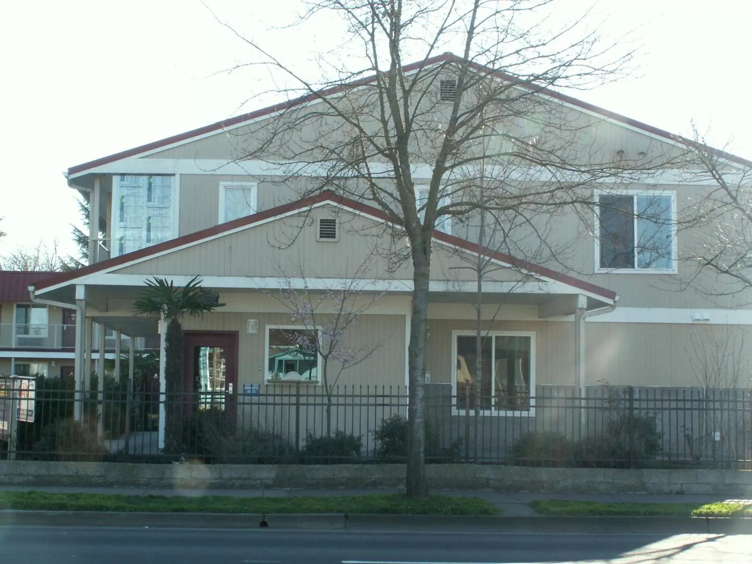 Facade/entrance, Property Building in Express Inn & Suites Eugene