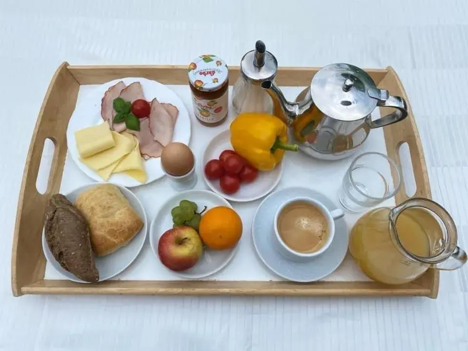Breakfast in Hotel Zentral