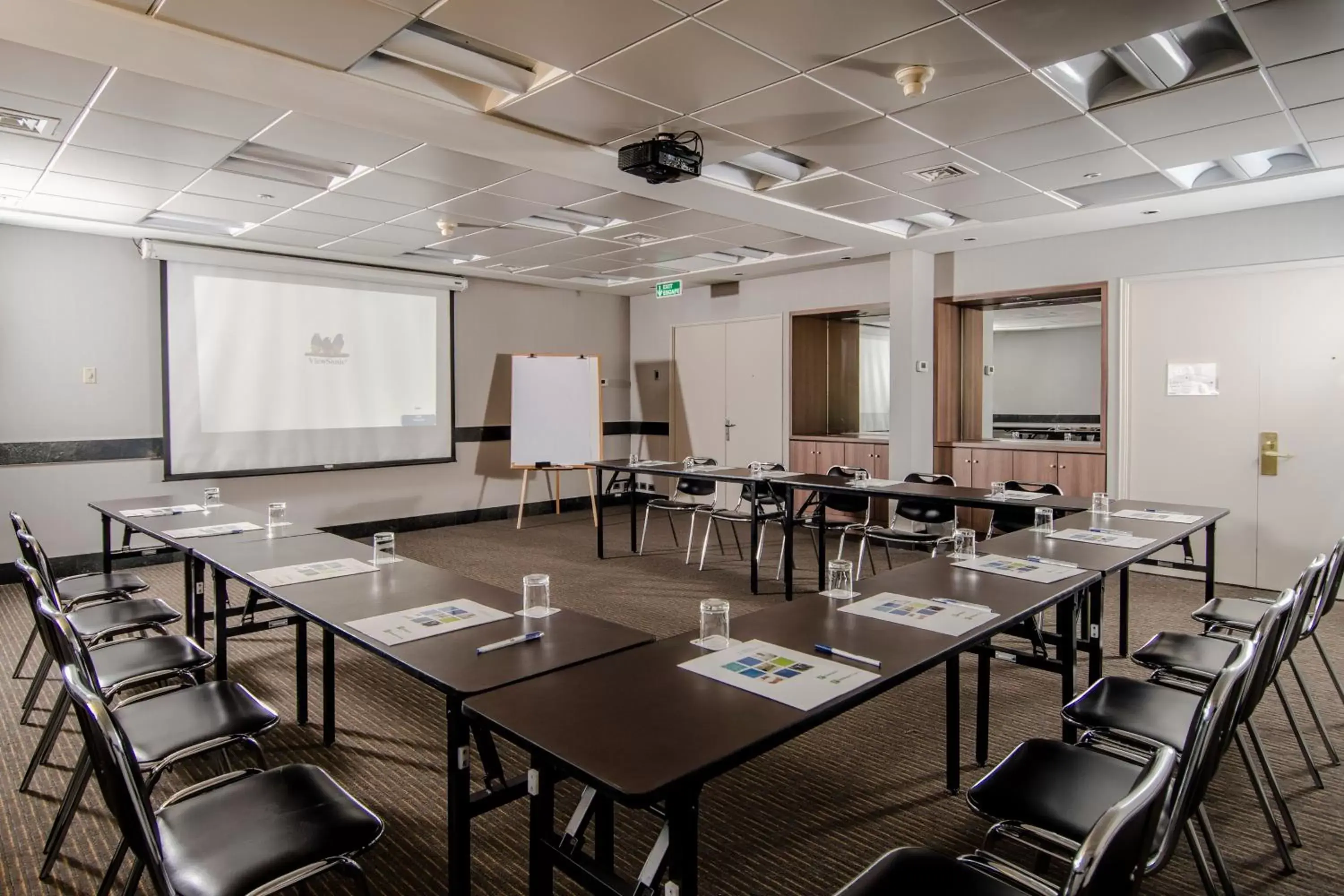 Meeting/conference room in Holiday Inn Express - Concepcion, an IHG Hotel