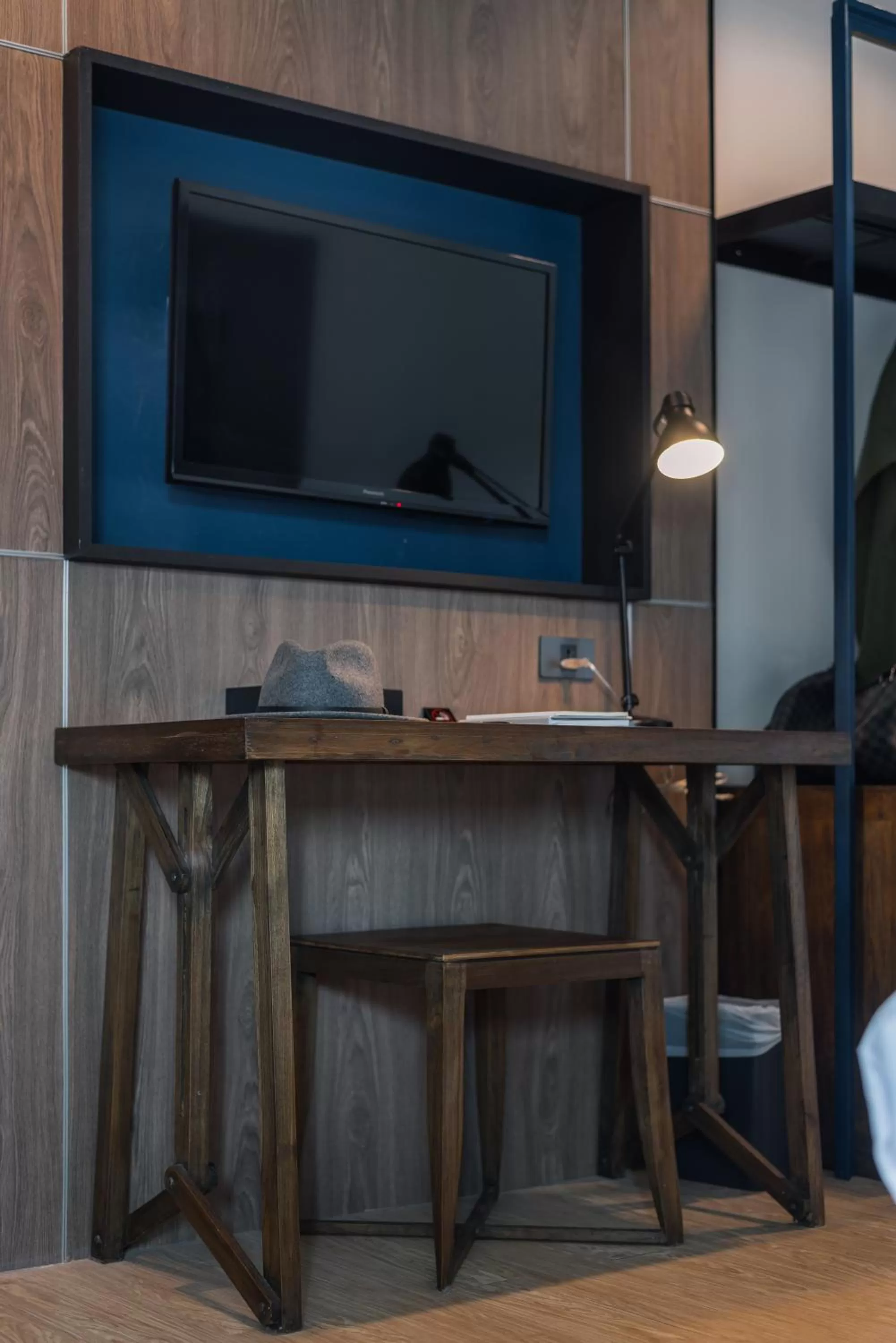 Area and facilities in L Nimman