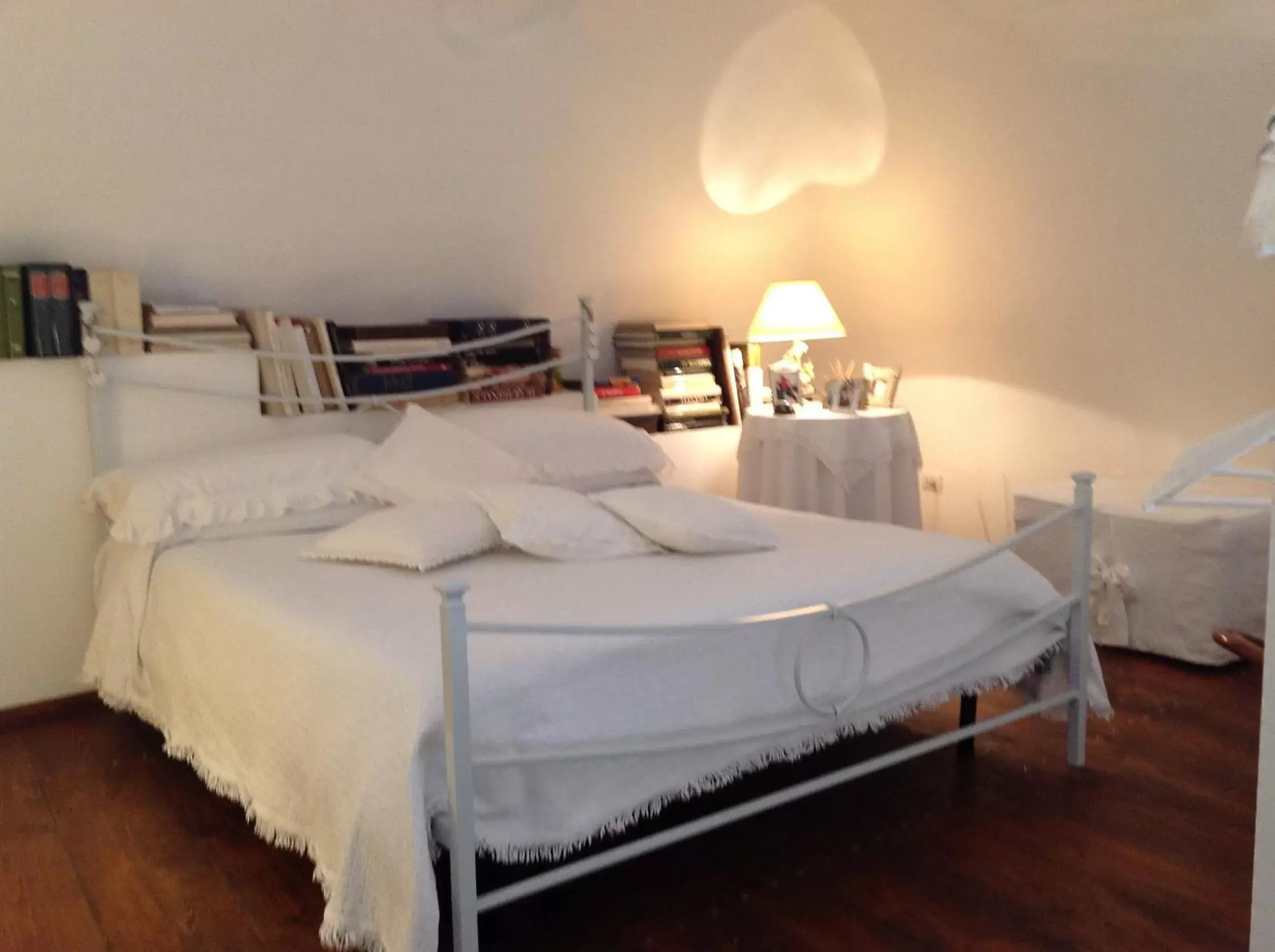 Bed in B&B Michelangeli - Private parking