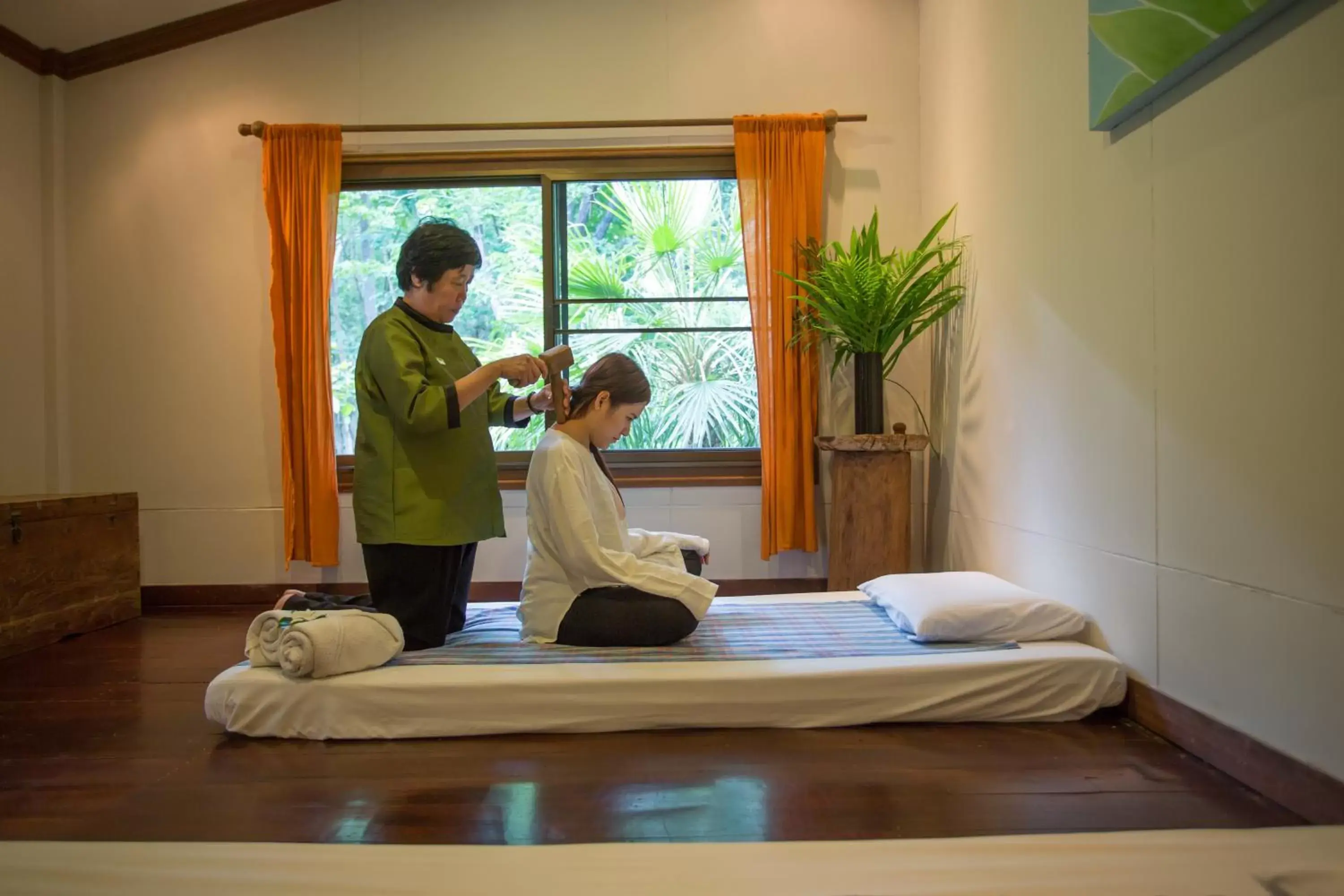 Massage in Kaomai Lanna Resort