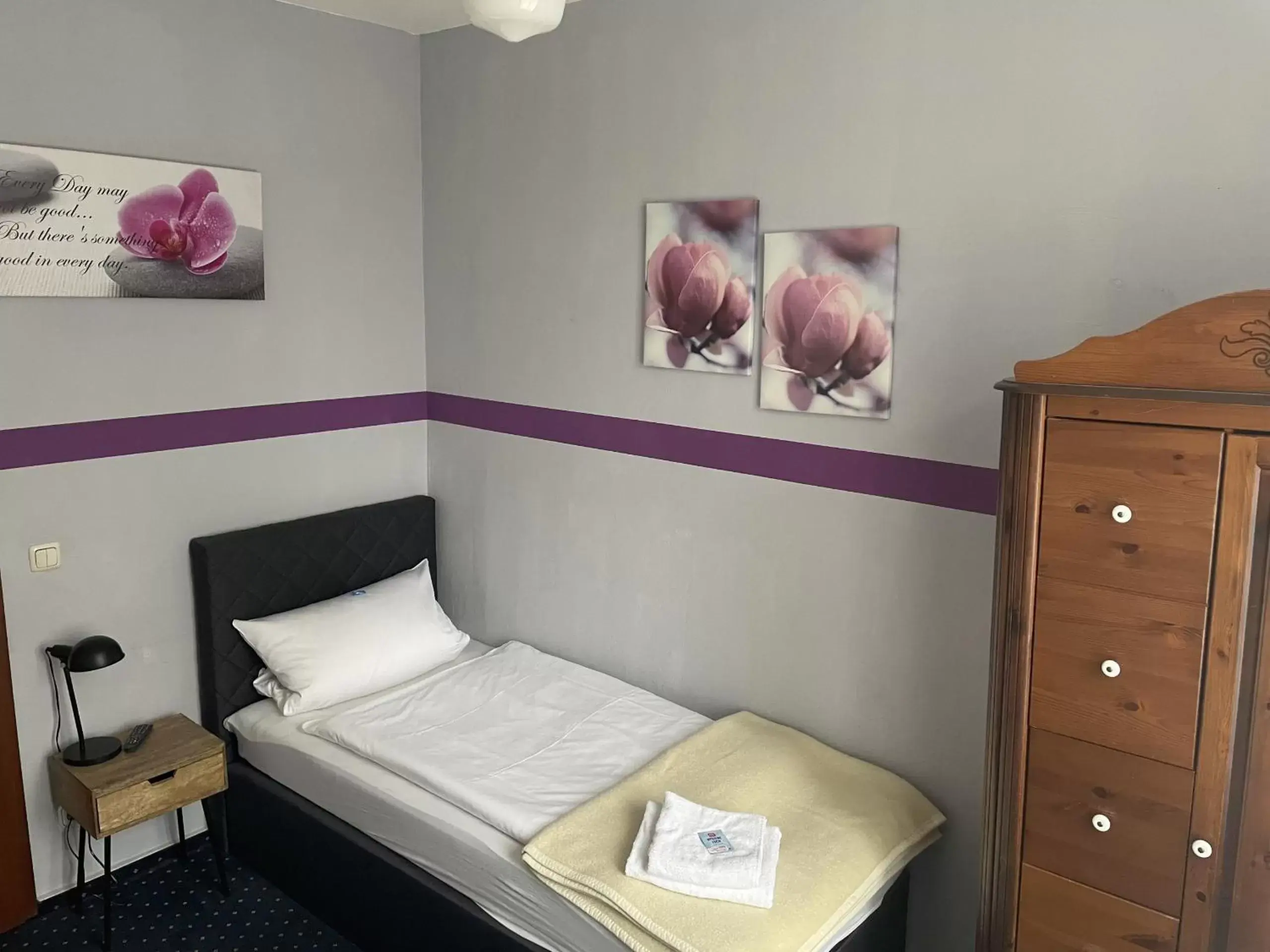 Standard Single Room - single occupancy in Hotel Jägerhof Kettwig