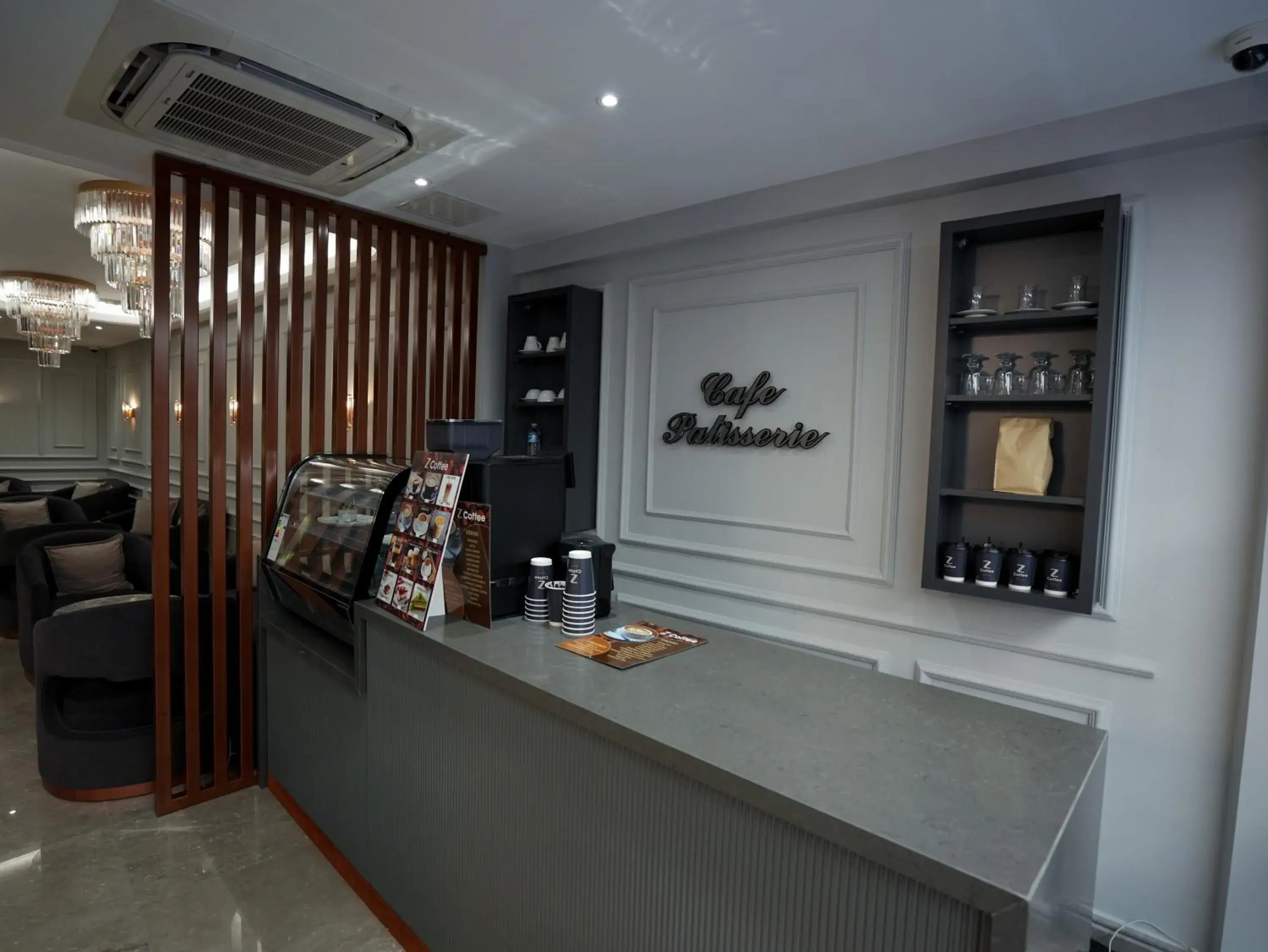 Restaurant/places to eat in Zalel Hotels Laleli Restaurant/places to eat in Zalel Hotels Laleli