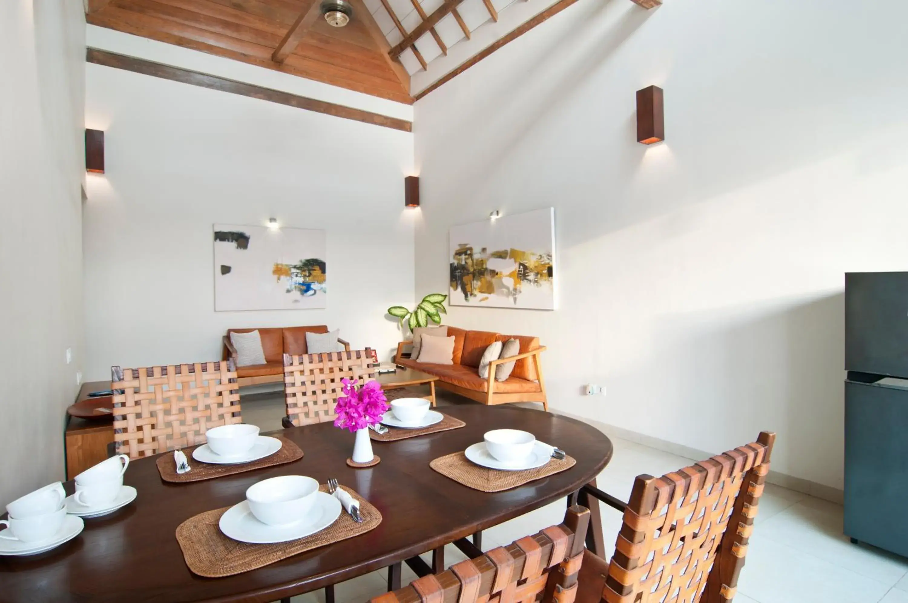 Living room, Dining Area in Ke Rensia Private Pool Villas Gili Air
