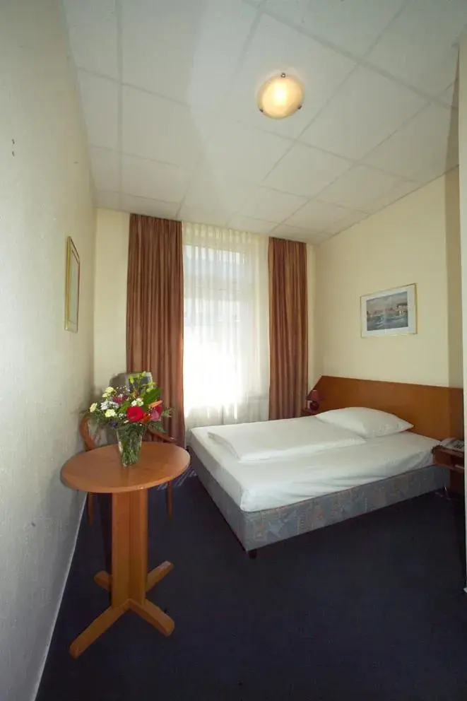 Bed in Hotel Terminus am Hauptbahnhof