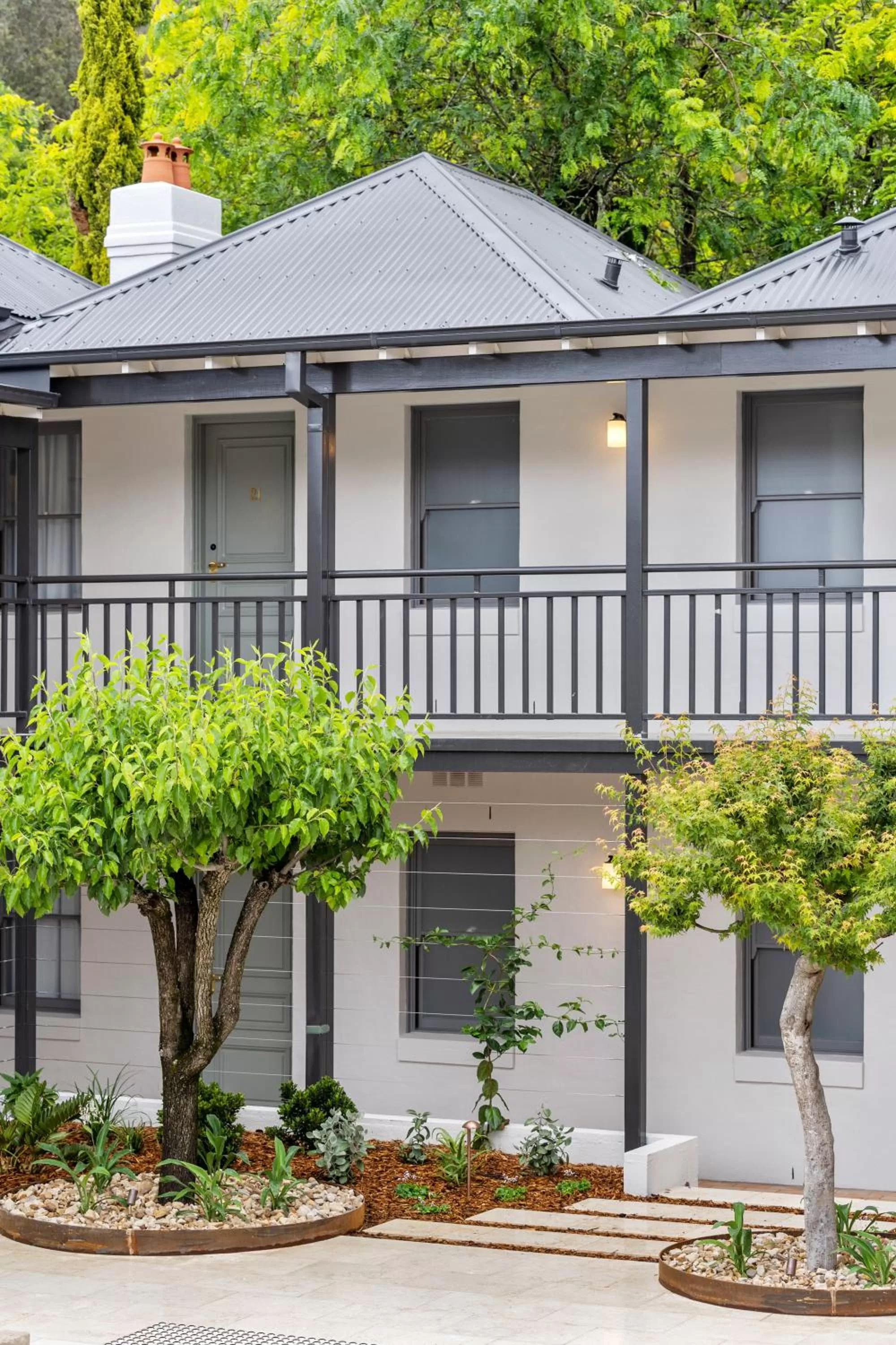 Property building in Wildes Hotel Kangaroo Valley