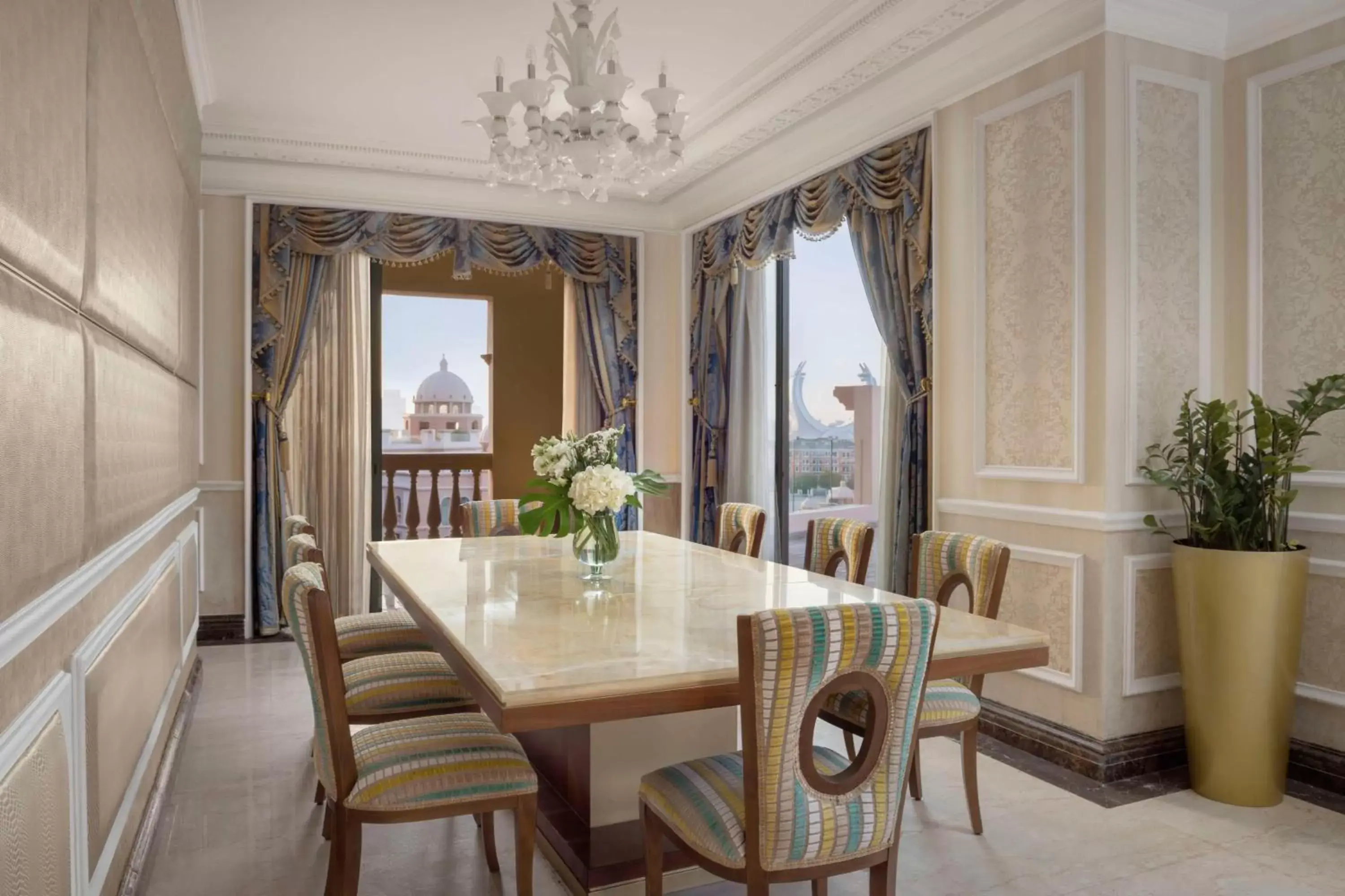 Photo of the whole room, Dining Area in Marsa Malaz Kempinski, The Pearl
