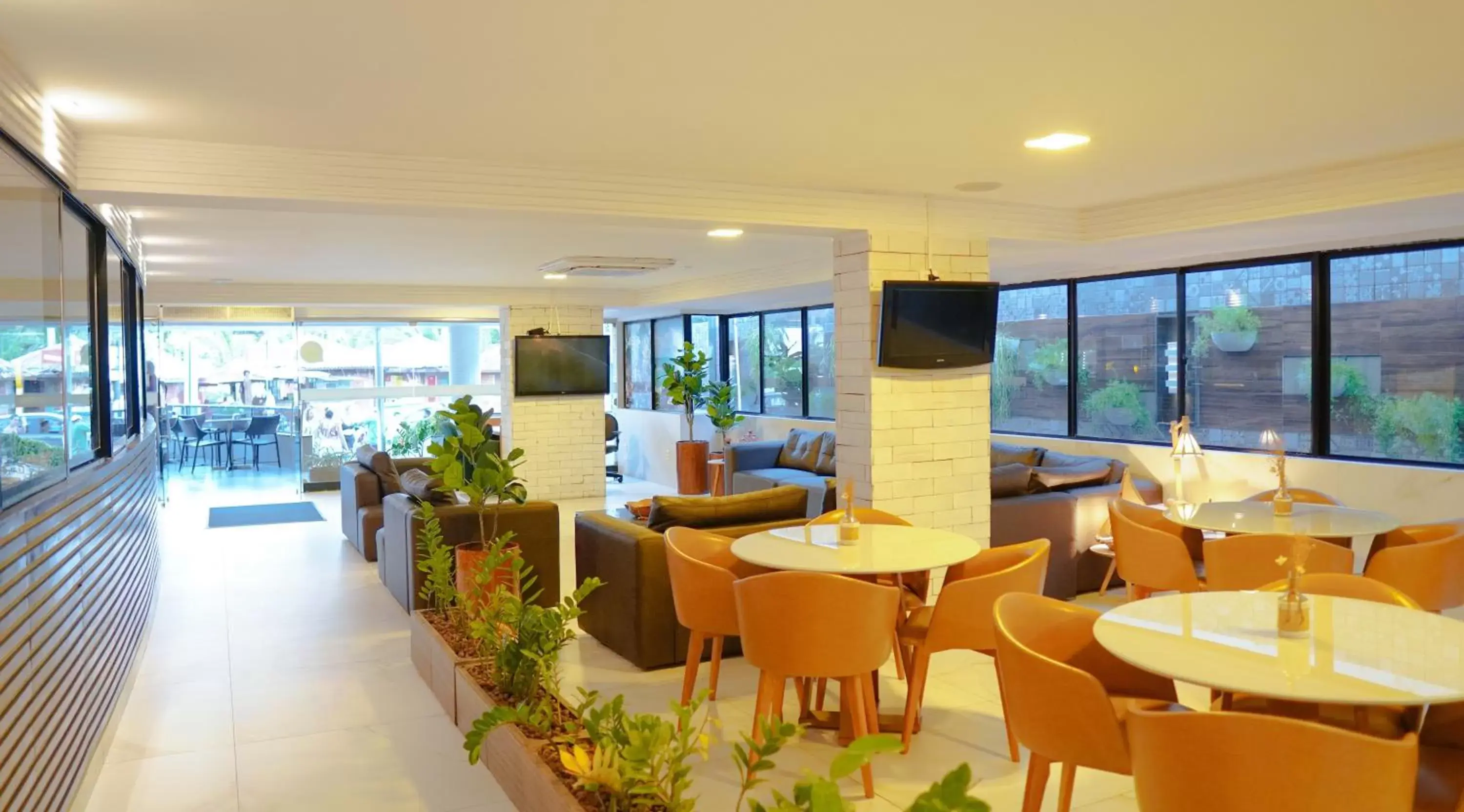 Lobby or reception, Restaurant/Places to Eat in Atlântico Praia Hotel
