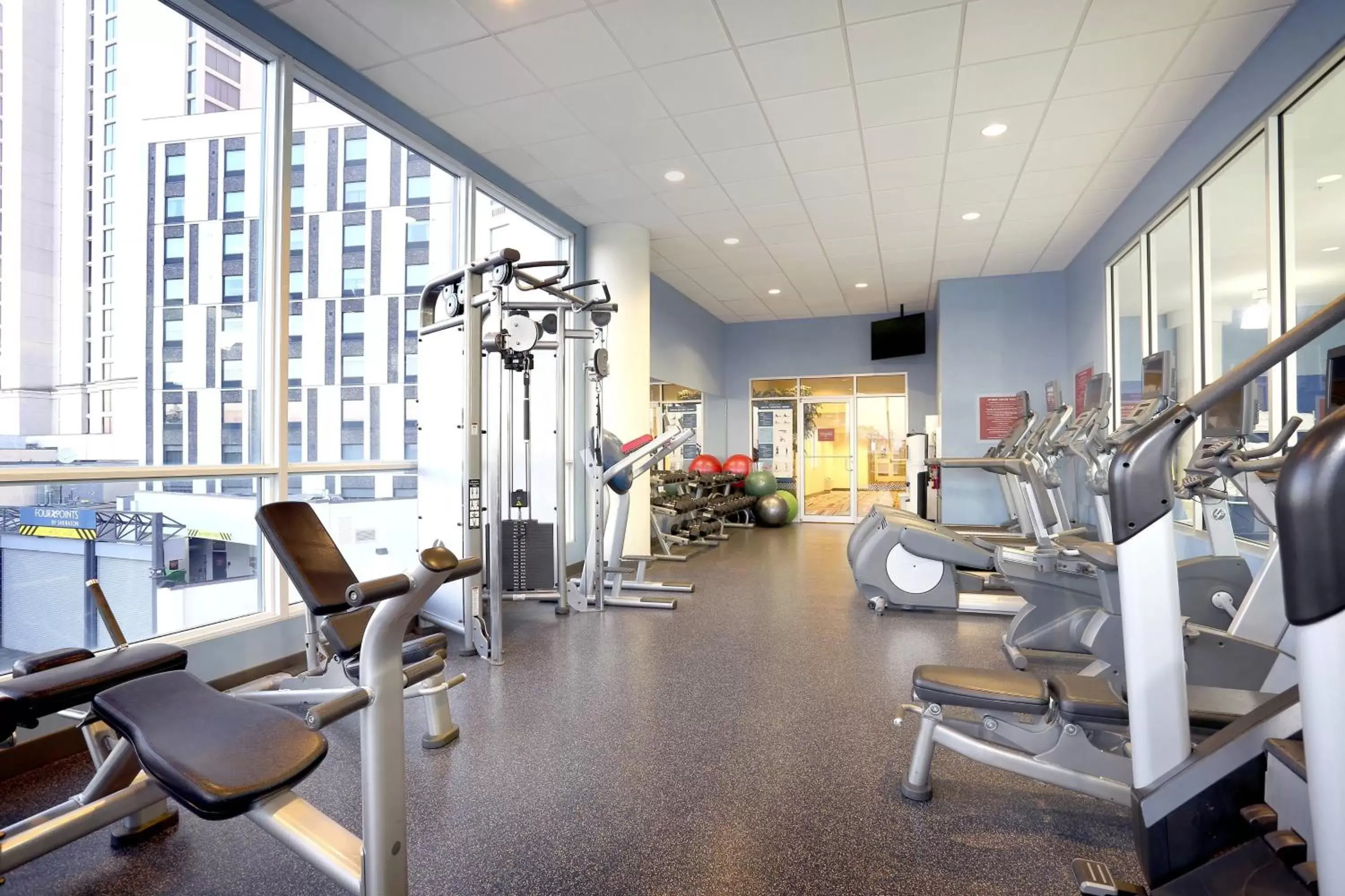 Fitness centre/facilities, Fitness Center/Facilities in Four Points by Sheraton Niagara Falls Fallsview