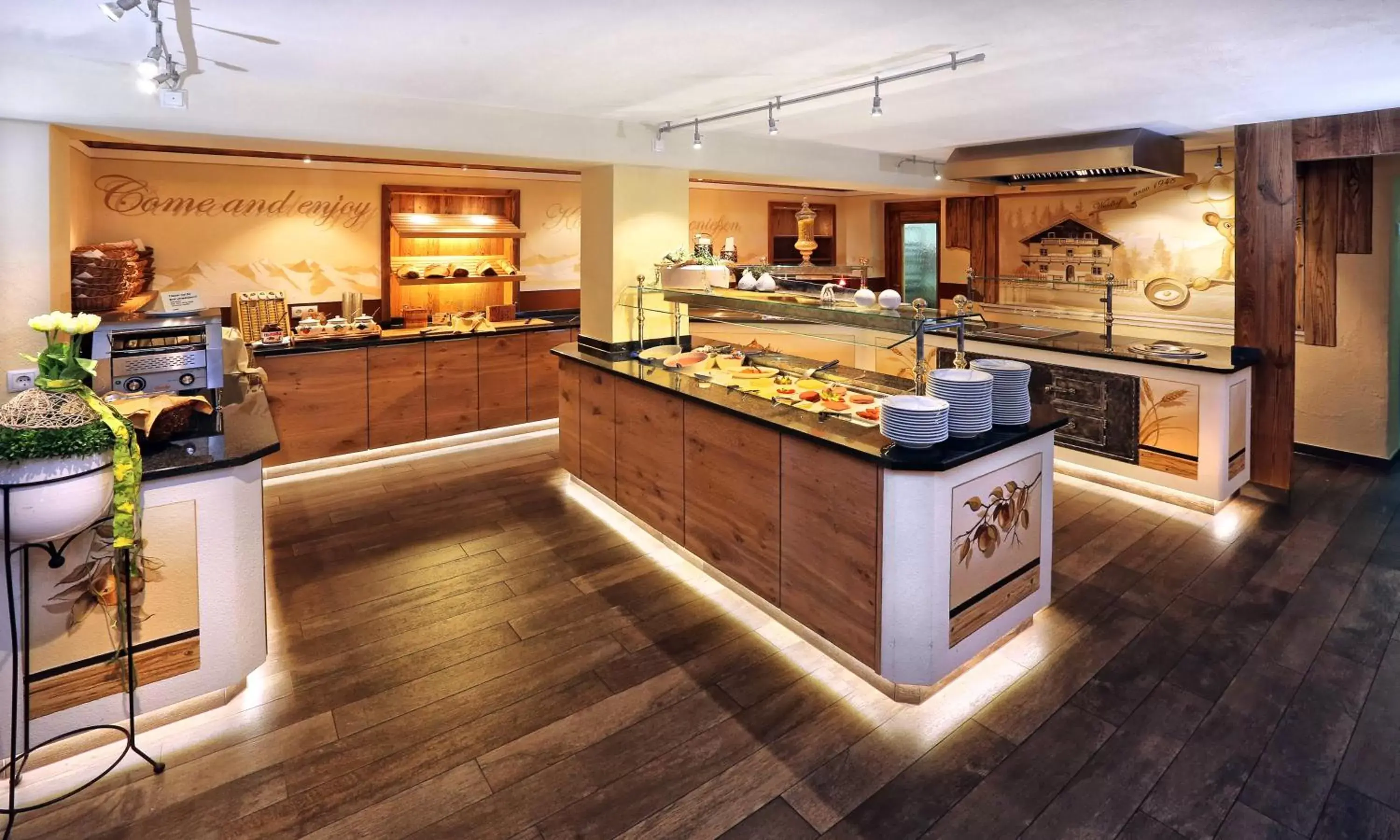 Buffet breakfast, Restaurant/Places to Eat in Aktivhotel Waldhof