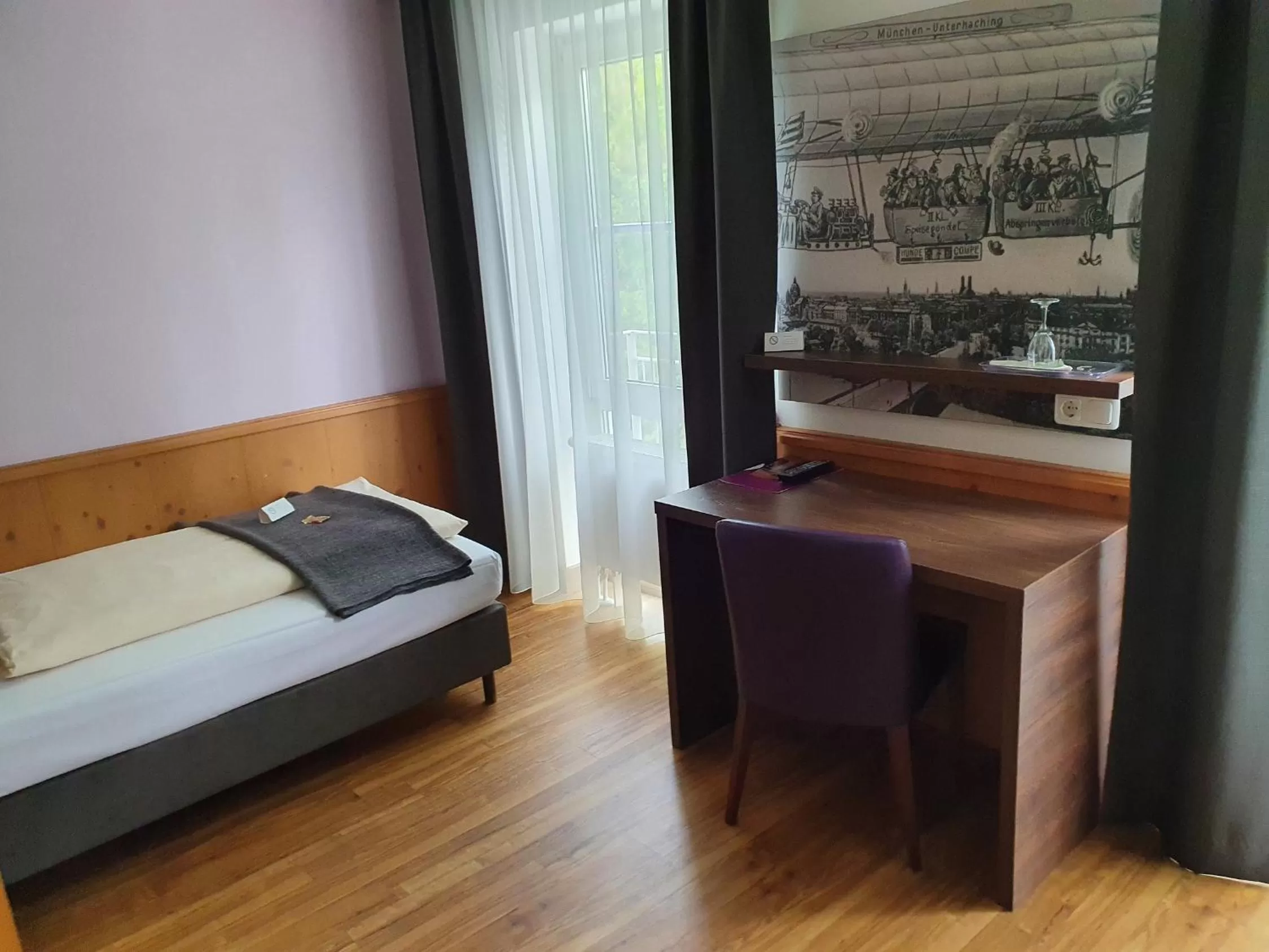 Photo of the whole room, Bed in Boutique Hotel Beckenlehner