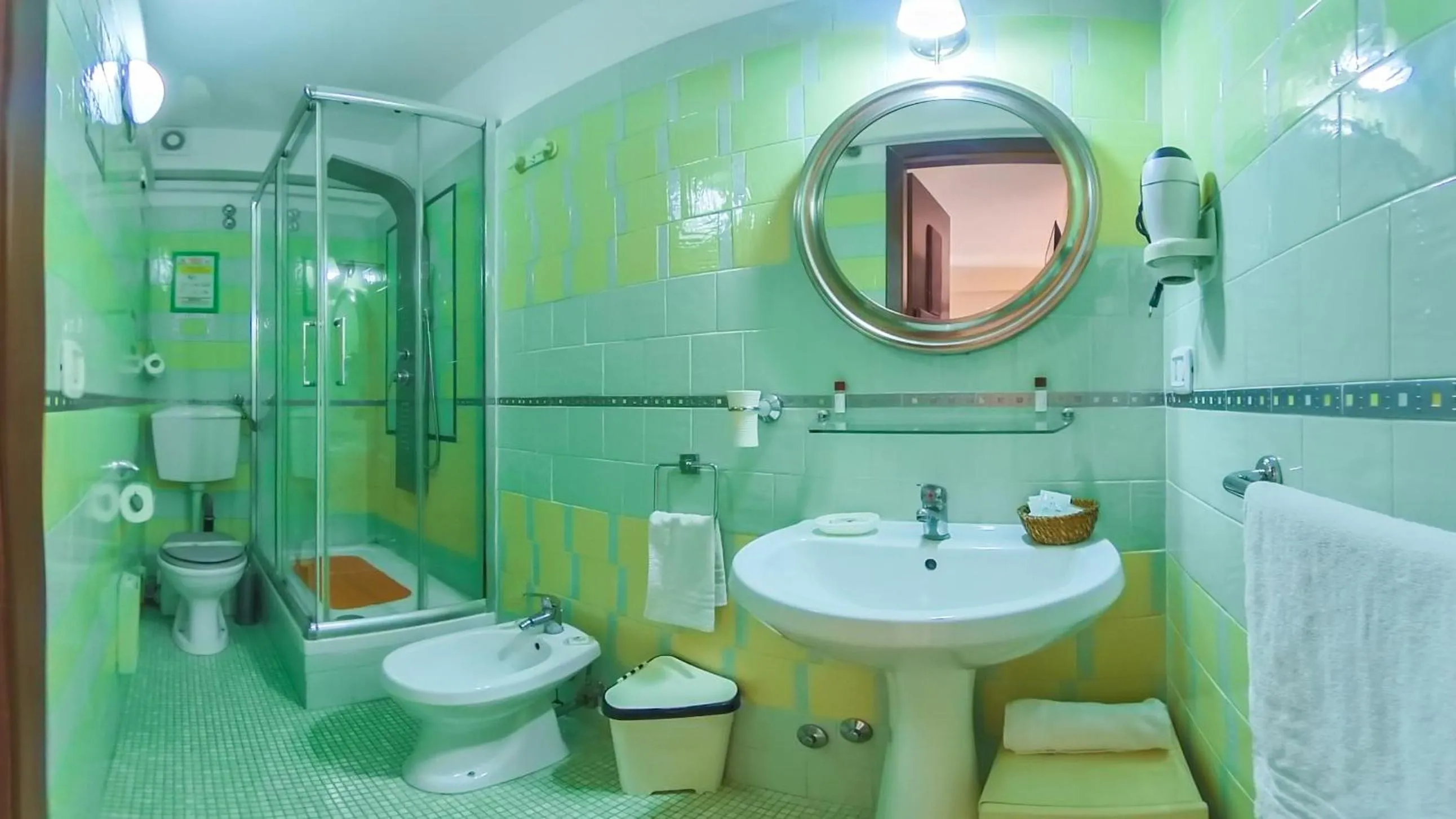 Bathroom in Maison Degas-Dimora di Charme