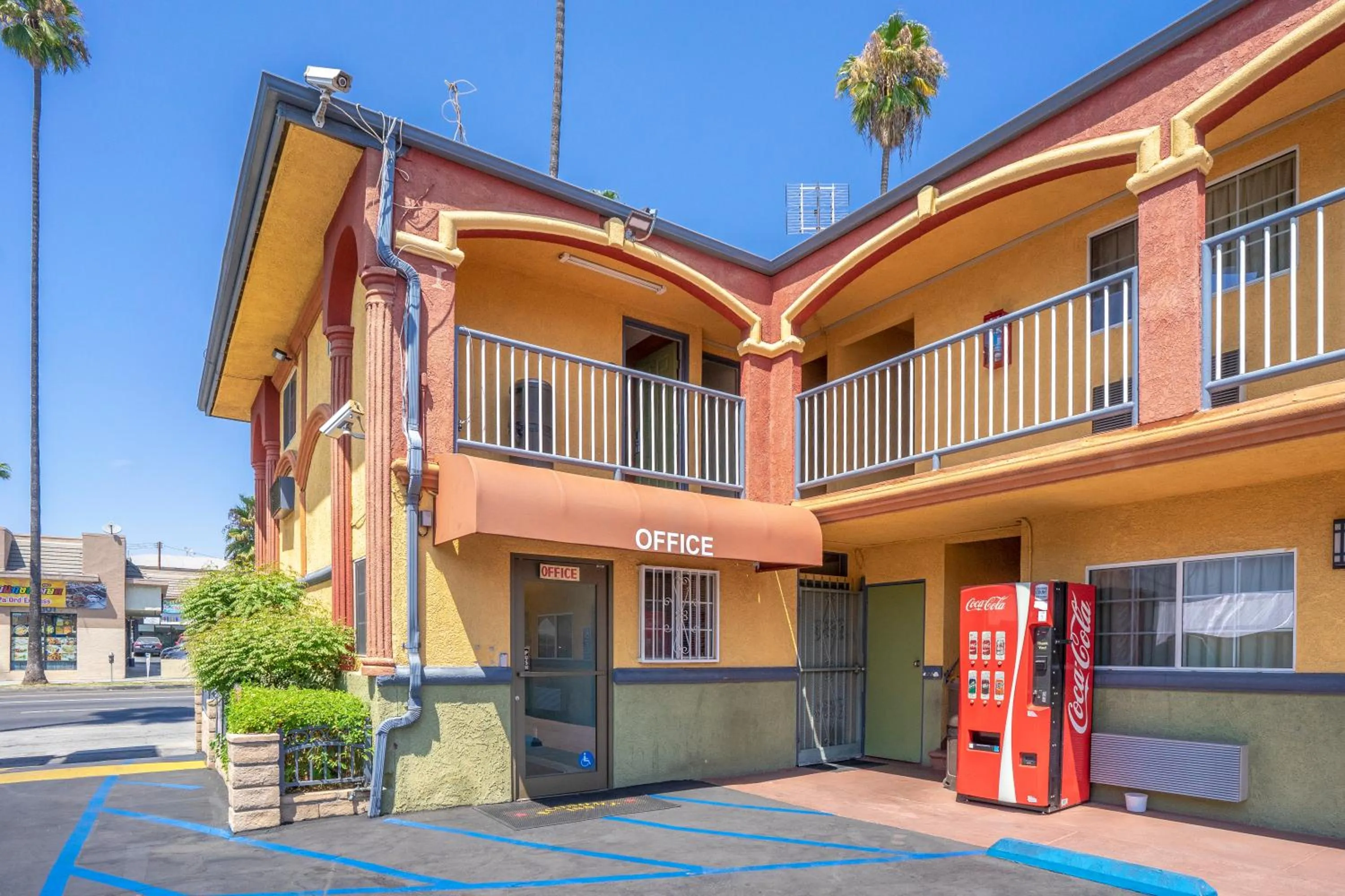 Floor plan in Economy Inn Hollywood