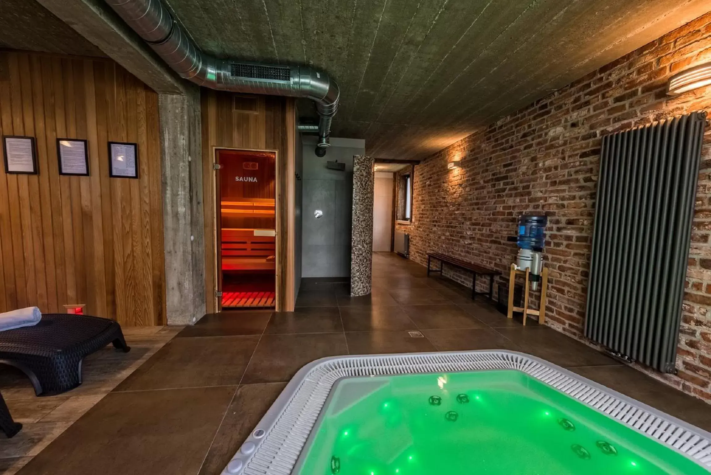 Hot Tub, Spa/Wellness in Hotel Szary Residence