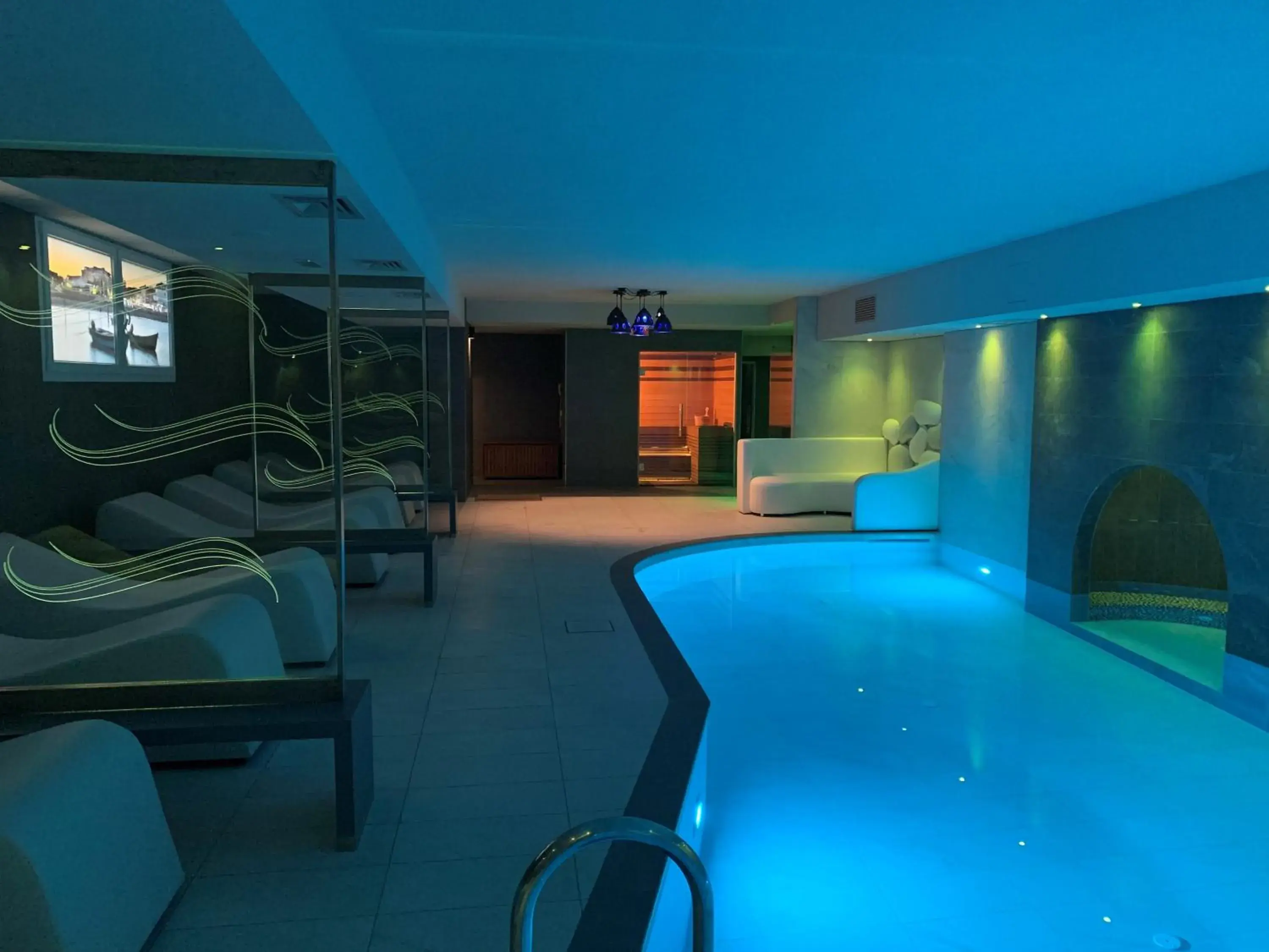 Spa and wellness centre/facilities, Swimming Pool in AQA Palace
