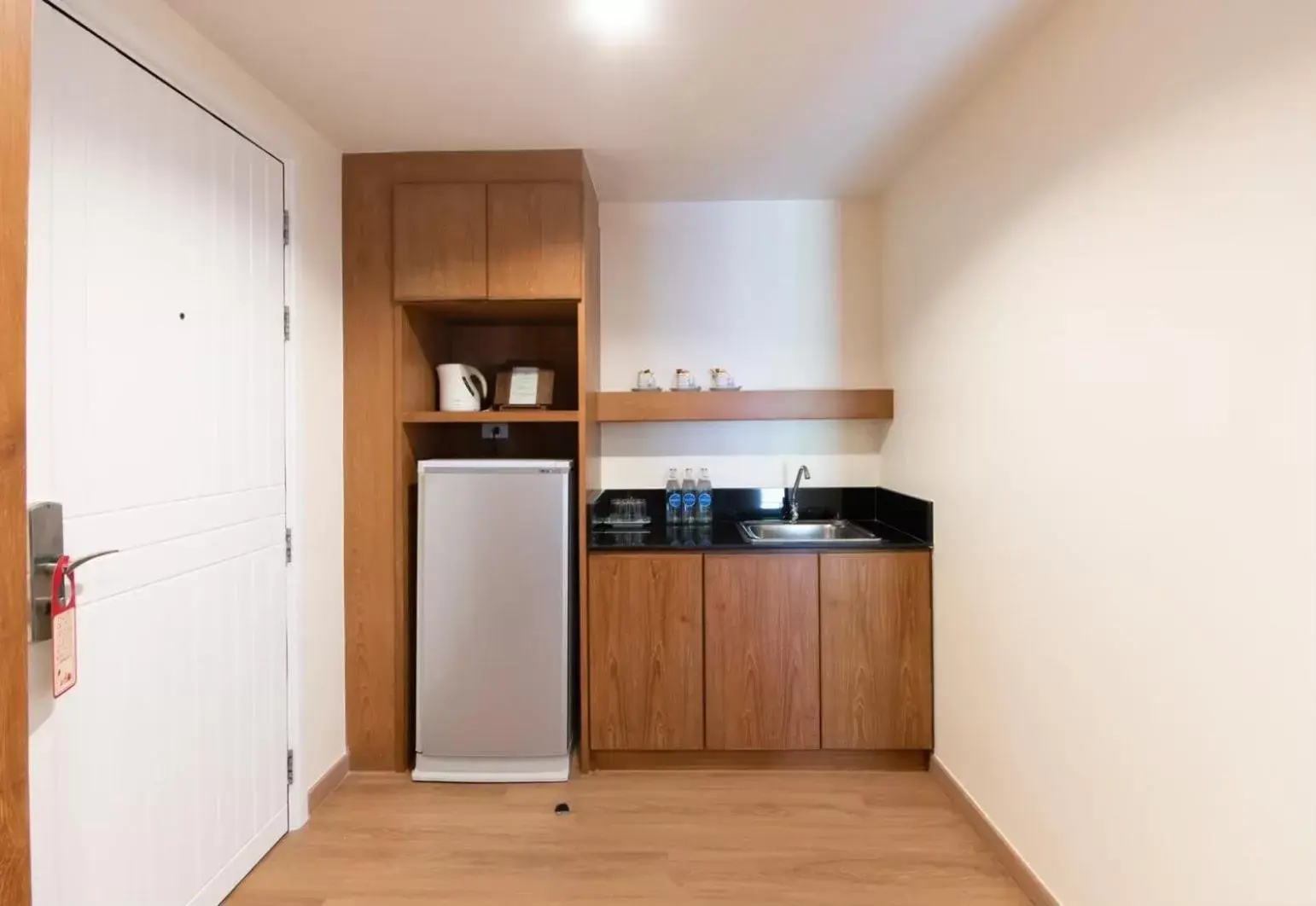 Communal kitchen, Kitchen/Kitchenette in Areca Lodge