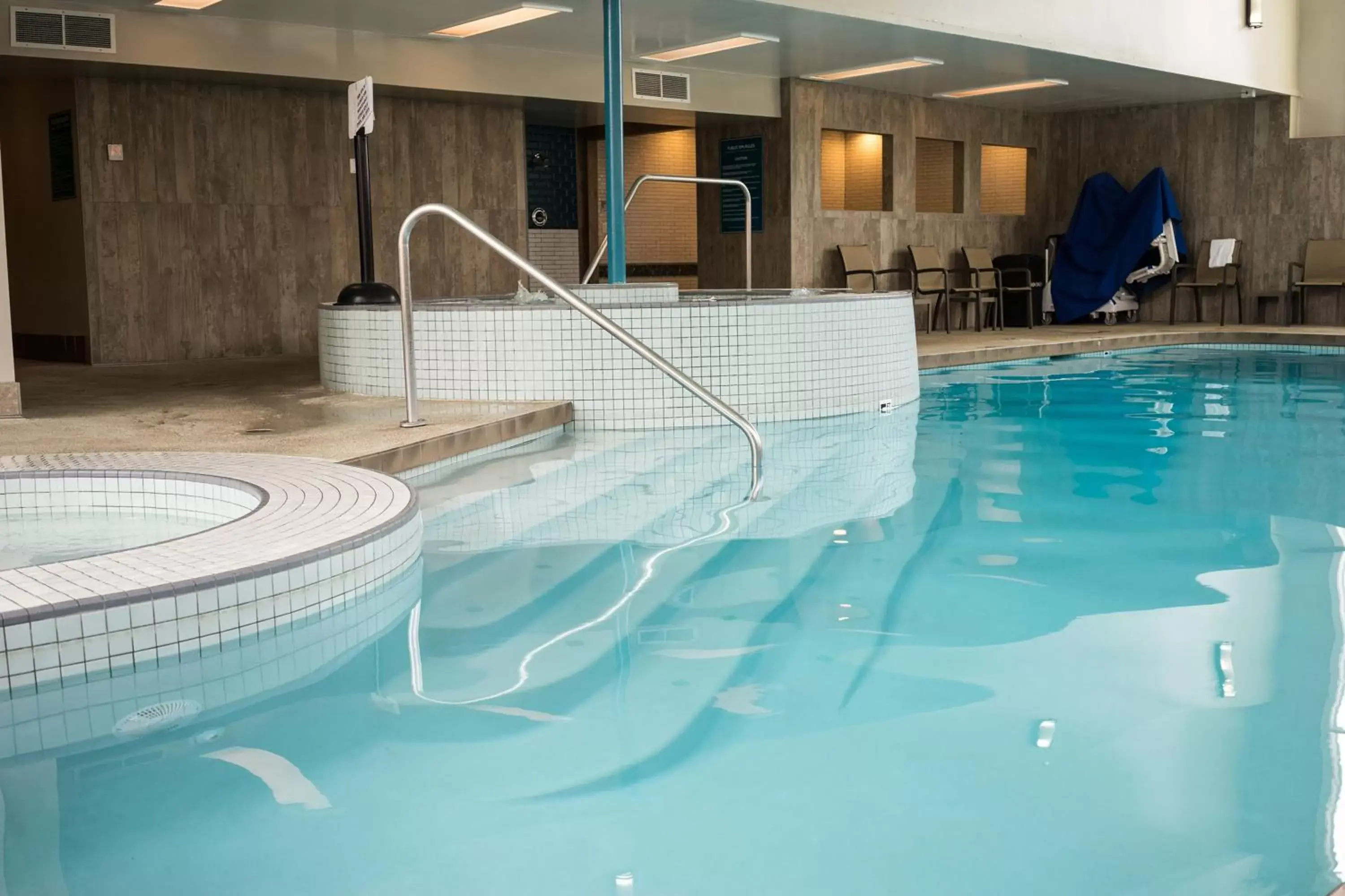 Swimming Pool in Hallmark Resort in Cannon Beach