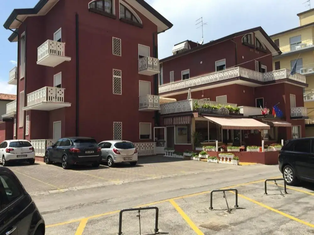 Day, Property Building in Hotel Malibran