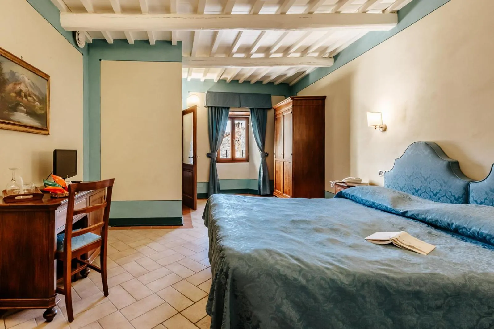 Photo of the whole room, Bed in Dimora Casa Eugenia