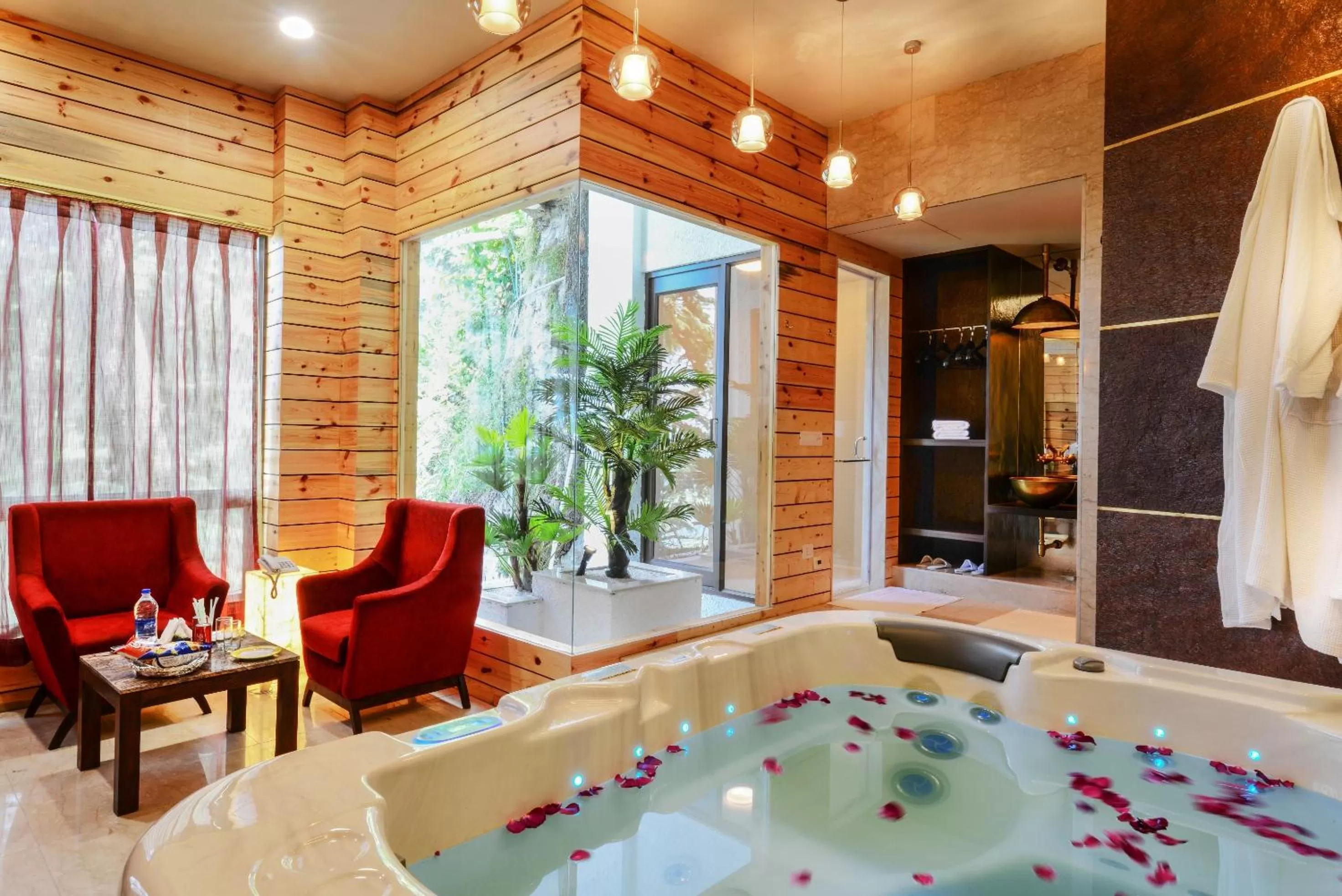 Spa and wellness centre/facilities in Honeymoon Inn Shimla