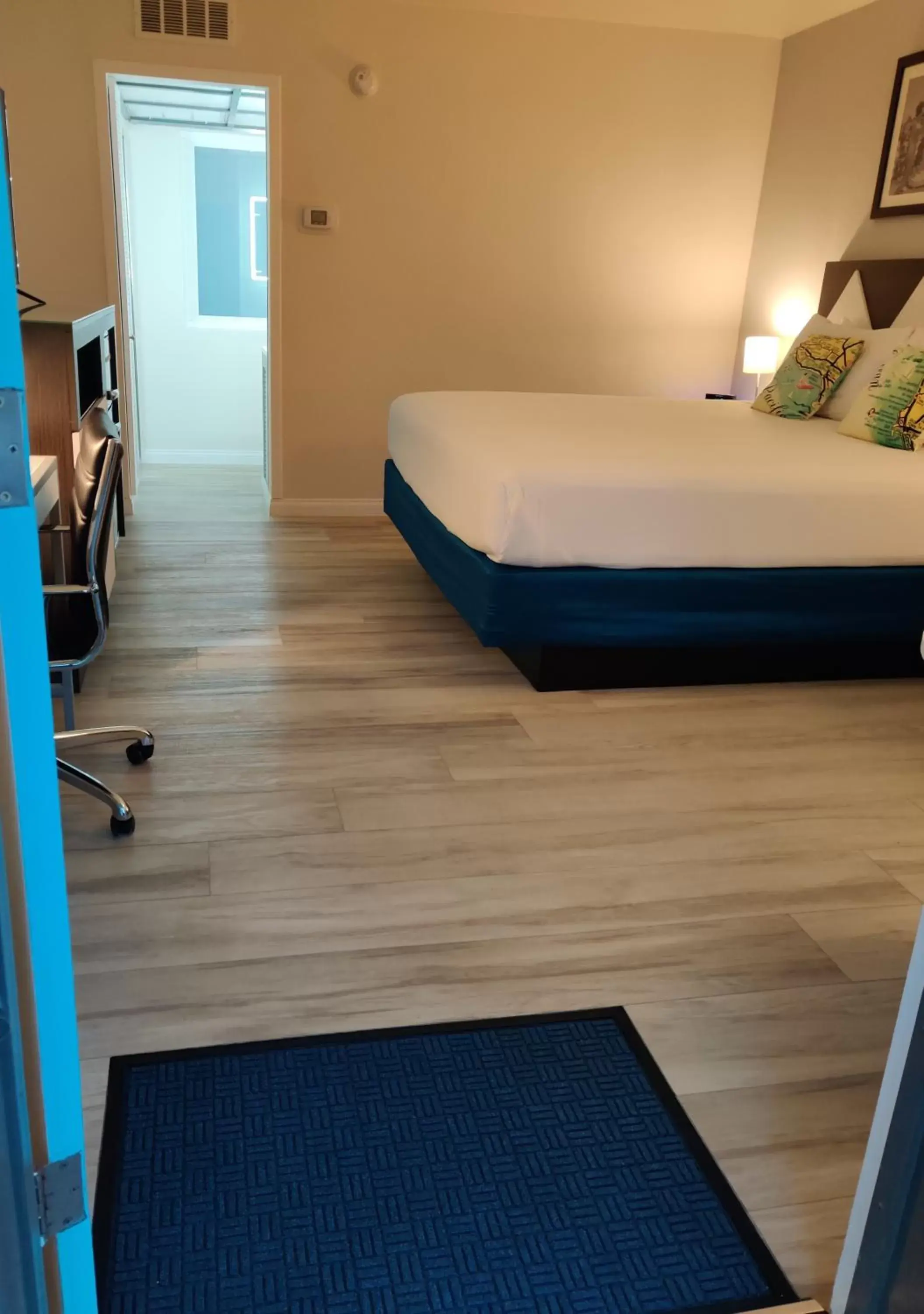 Bed in Kings Inn Bed in Kings Inn