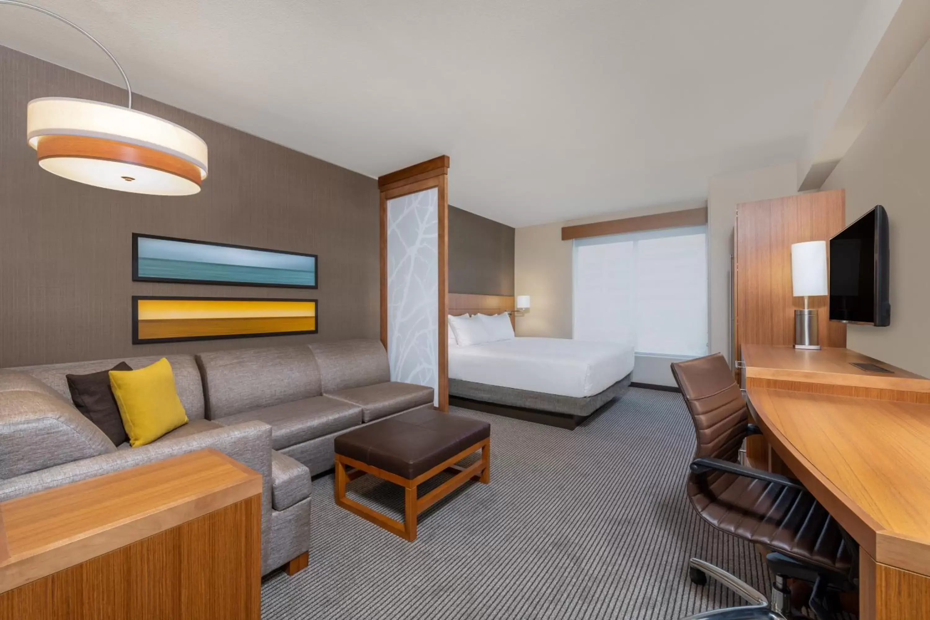 Bed, Seating Area in Hyatt Place San Jose Airport