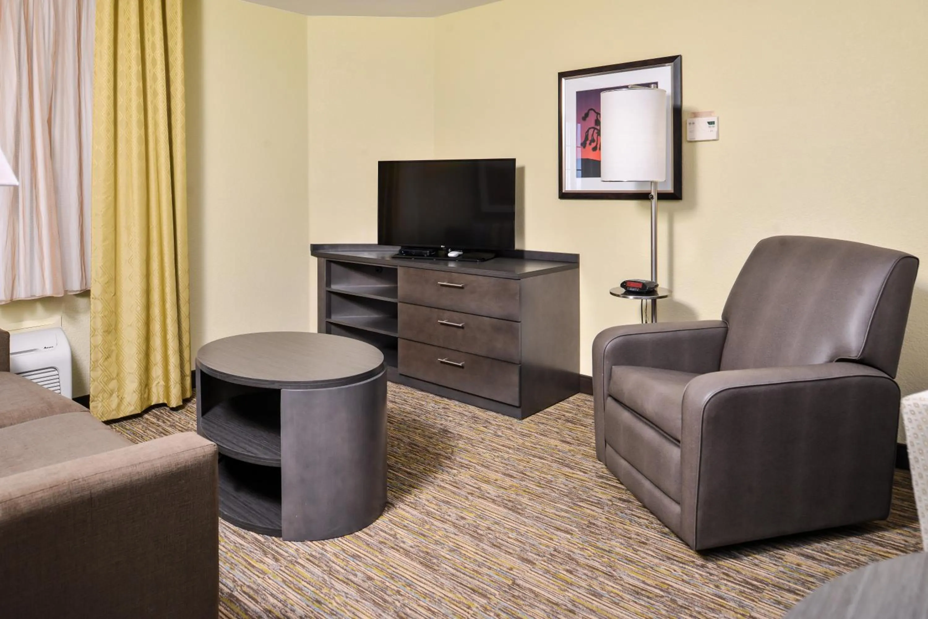 Bedroom in Candlewood Suites Sierra Vista by IHG