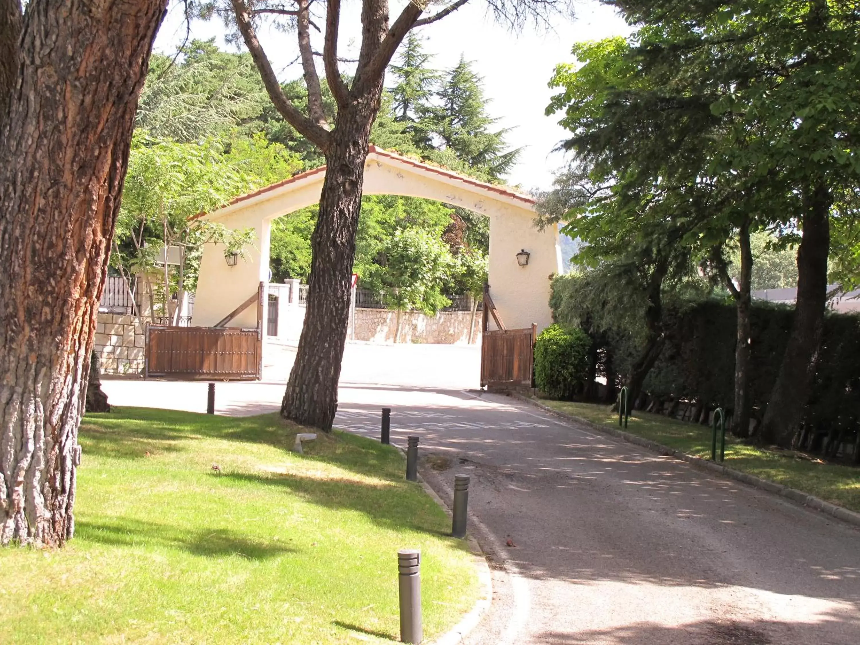 Facade/entrance, Garden in Hotel Rural Spa & Wellness Hacienda Los Robles