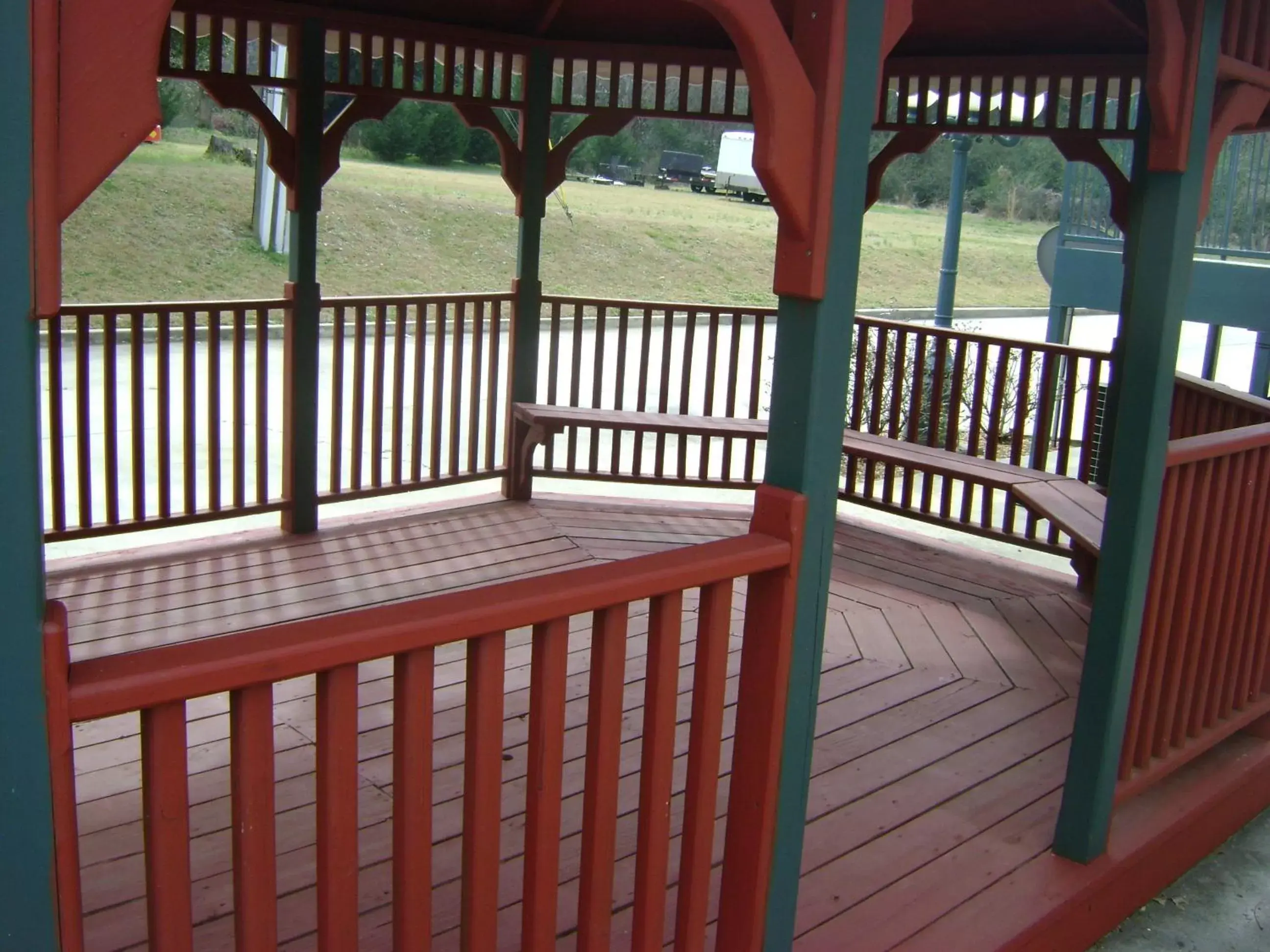 Patio, Balcony/Terrace in Meriwether Country Inn