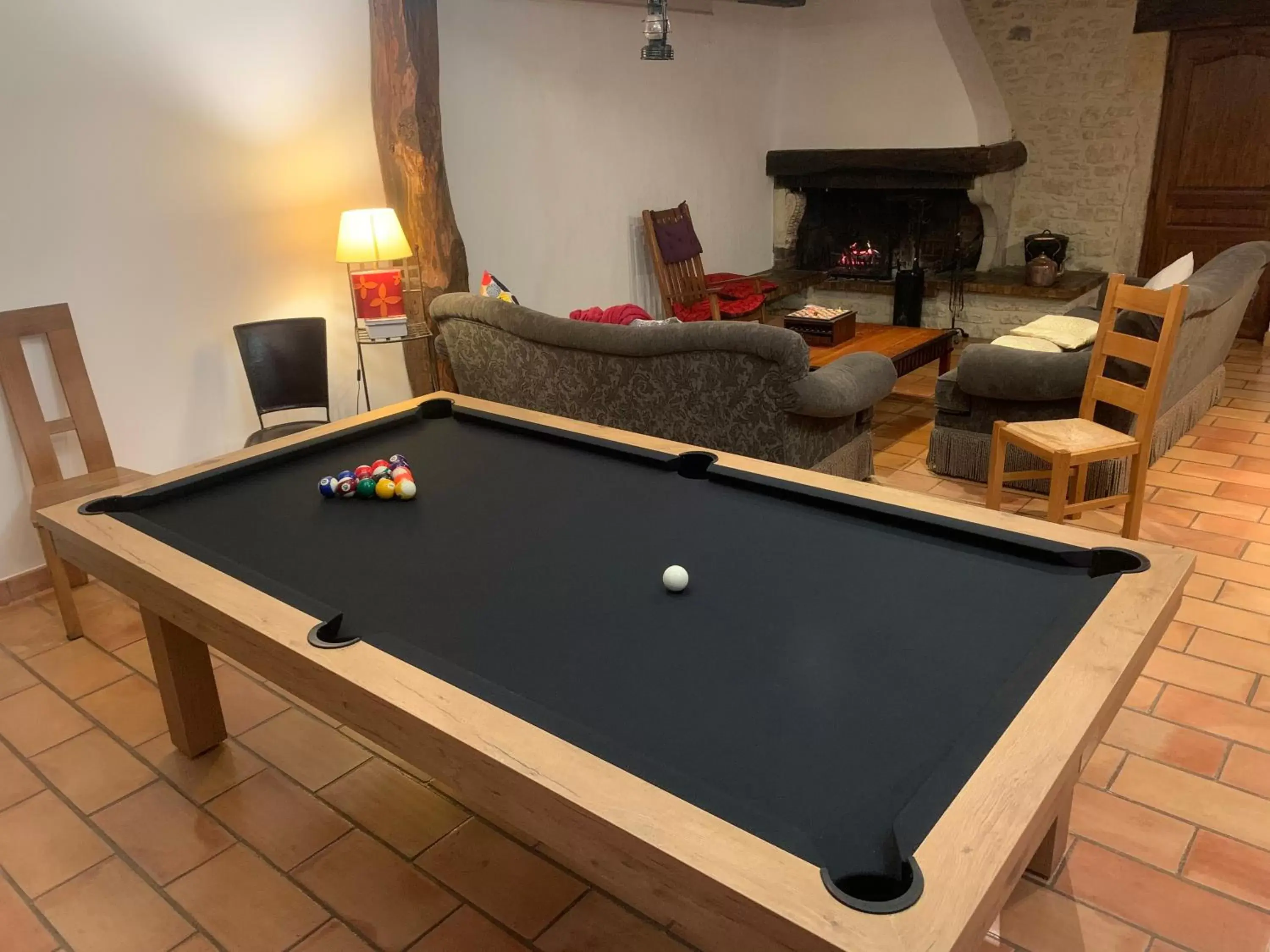 People, Billiards in Le Saint-Hilaire