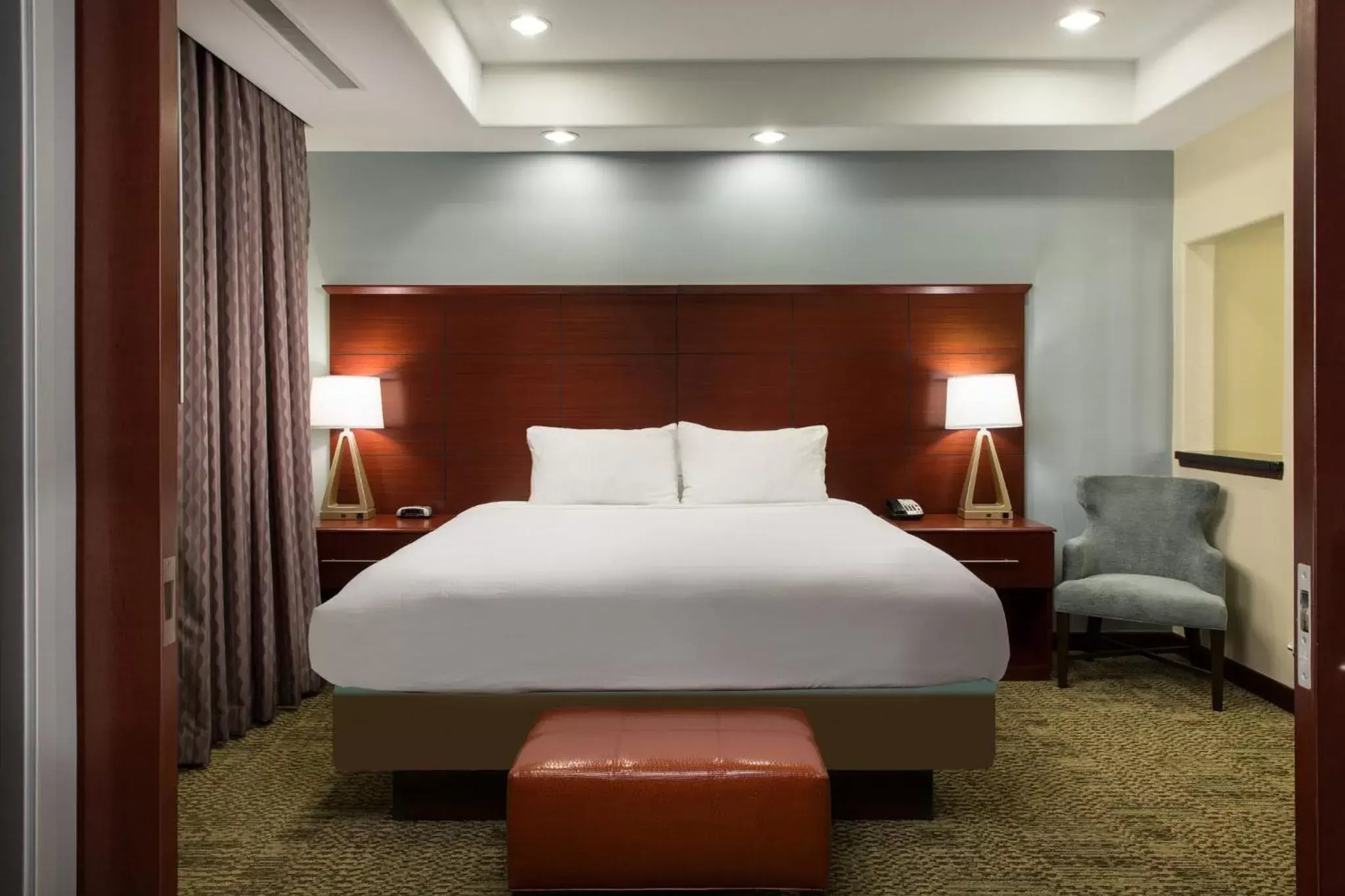 Photo of the whole room, Bed in Staybridge Suites Las Vegas - Stadium District