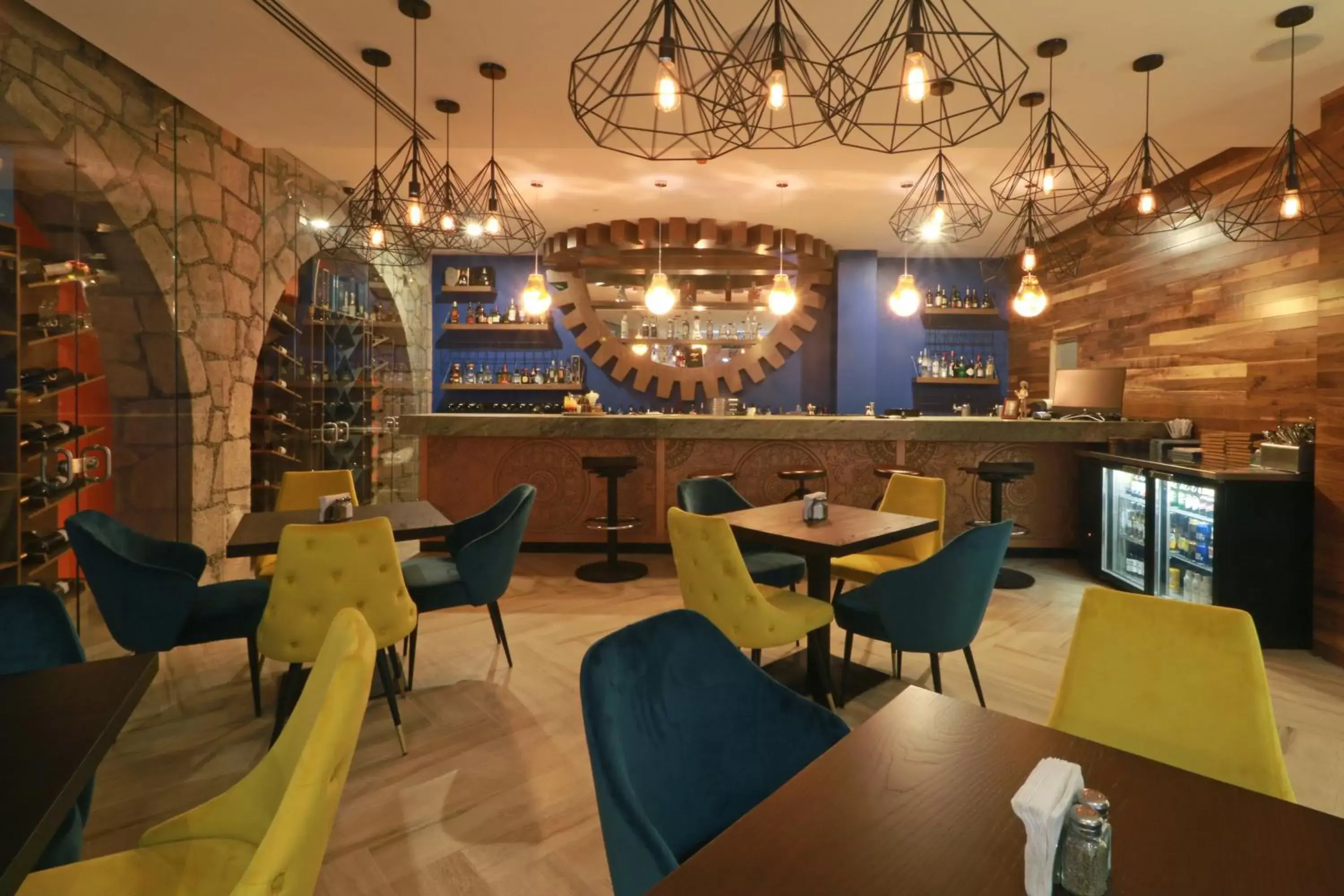 Lounge or bar, Restaurant/Places to Eat in Hotel Indigo Guanajuato, an IHG Hotel