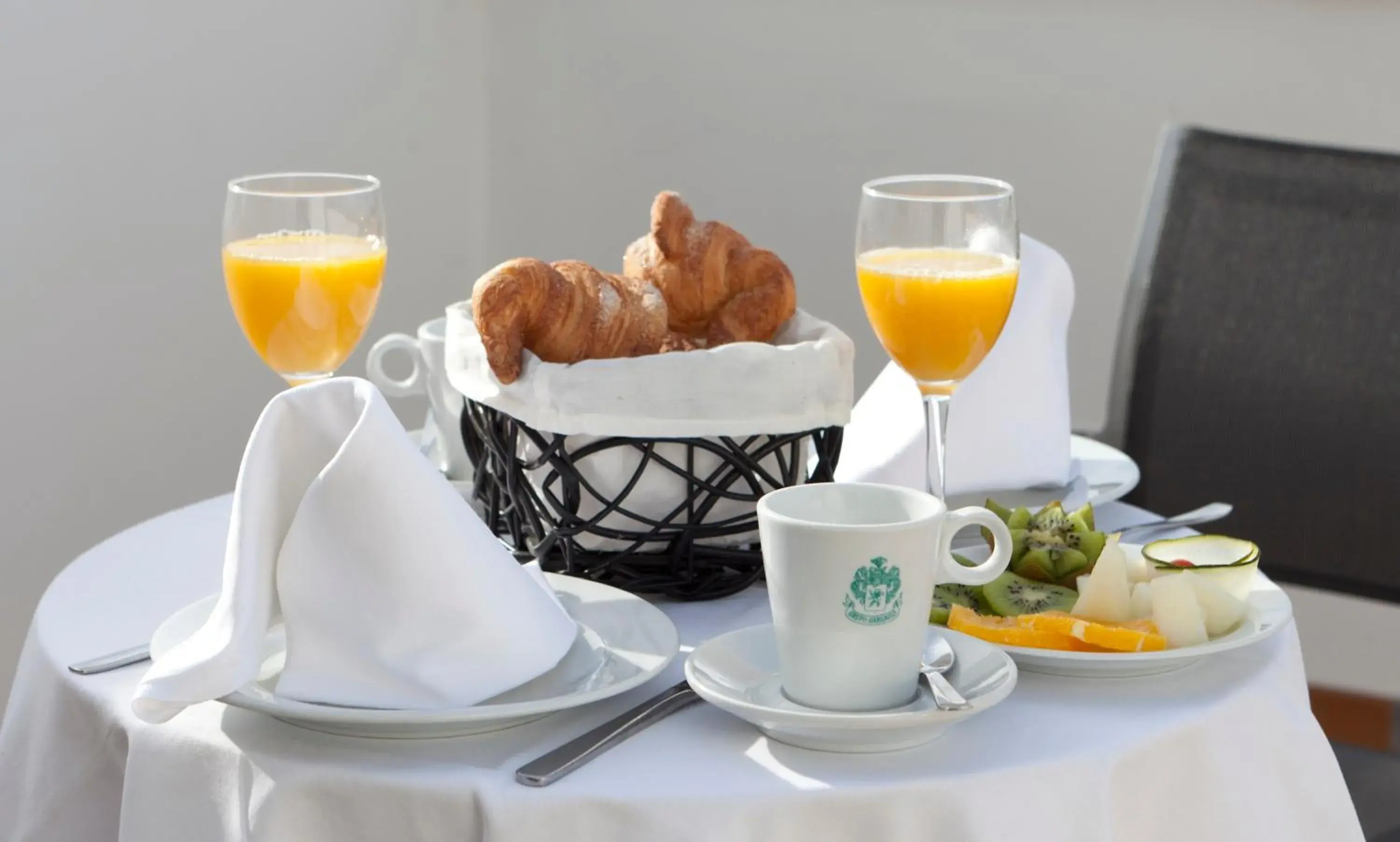 Breakfast in Reina Cristina