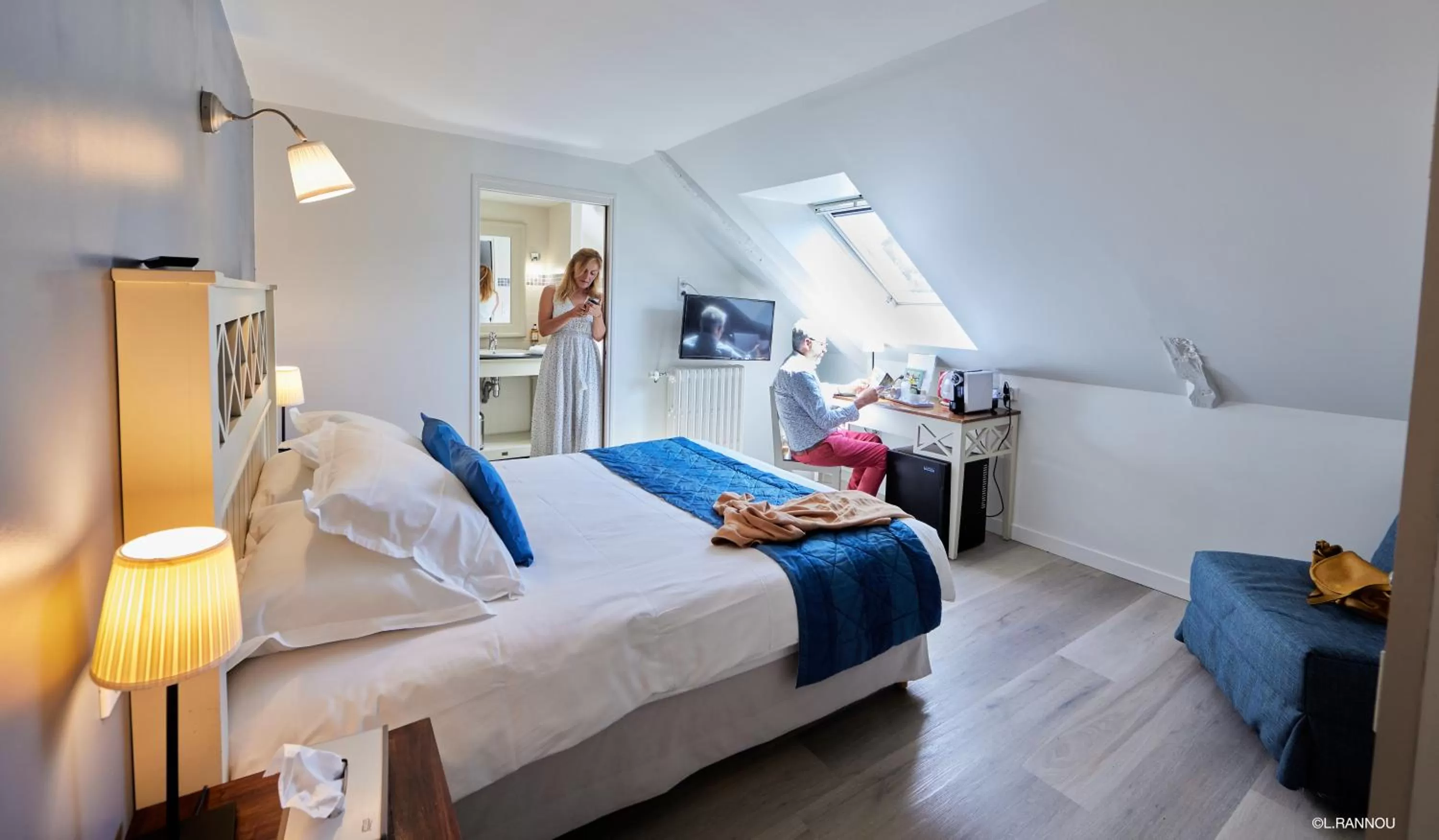 Bedroom, Bed in Logis Hotel, restaurant et spa Le Relais De Broceliande