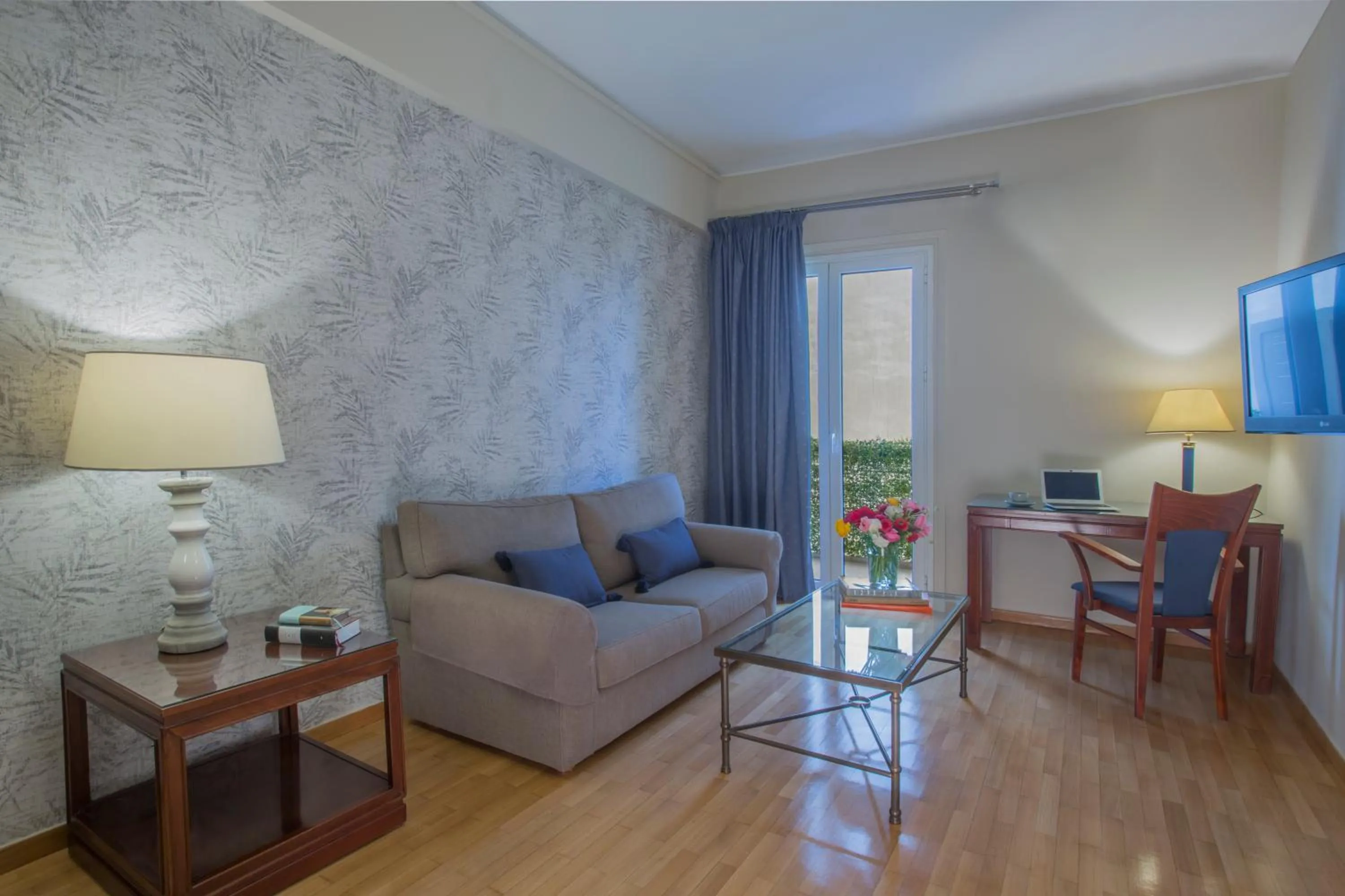 TV and multimedia in Delice Hotel - Family Apartments