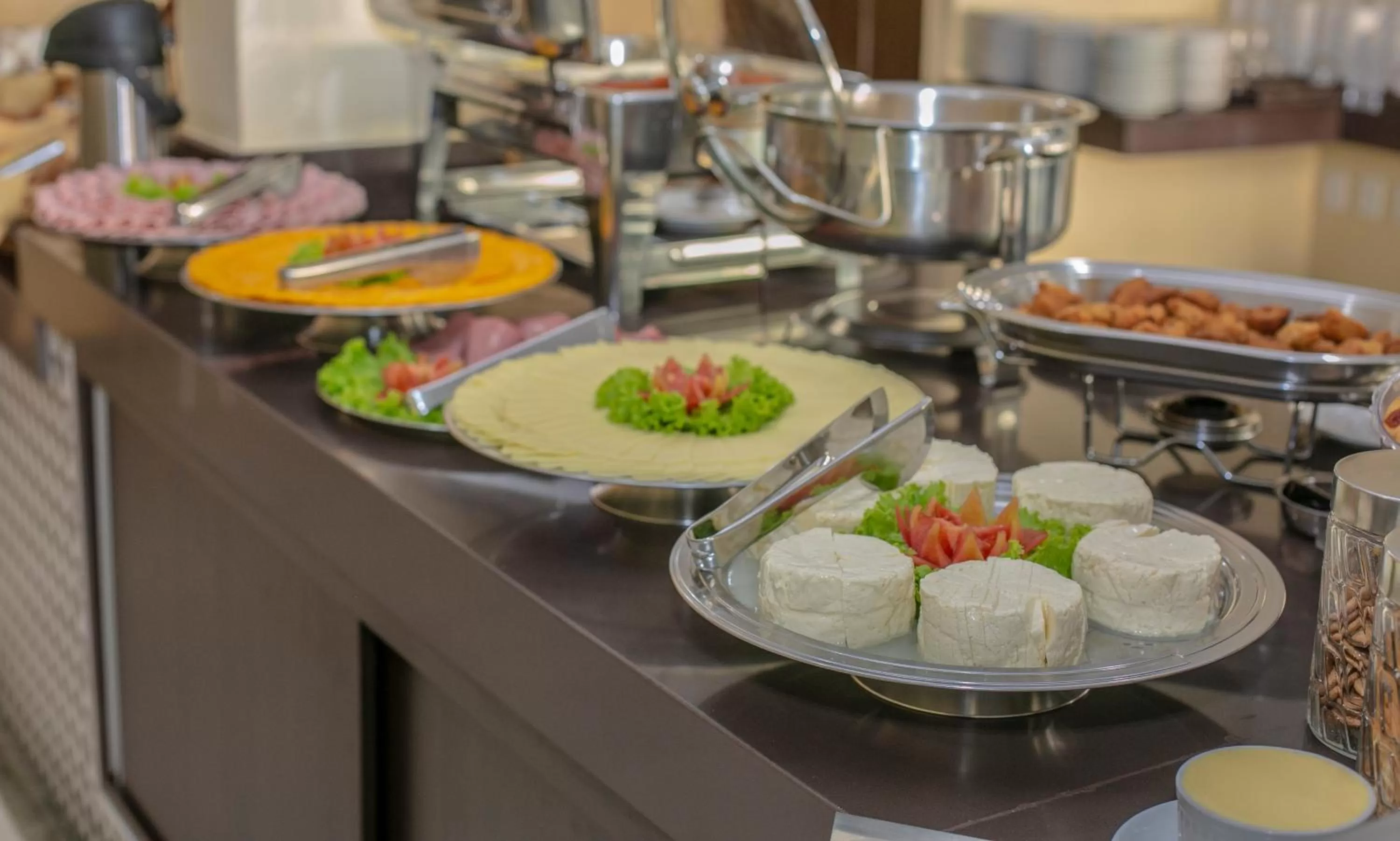 Food and drinks in Pontal Praia Hotel