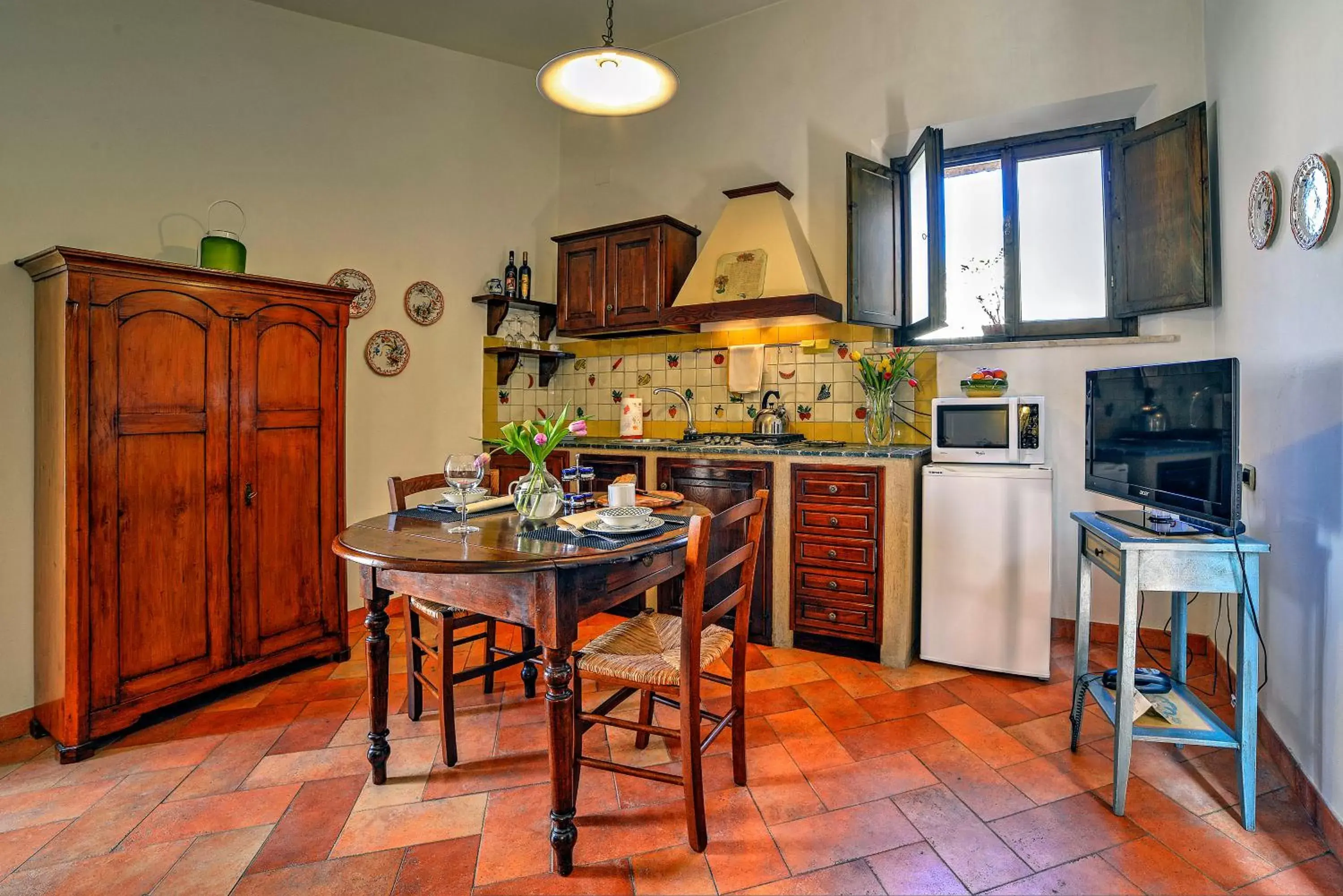 TV and multimedia, Dining Area in Borgo Grondaie