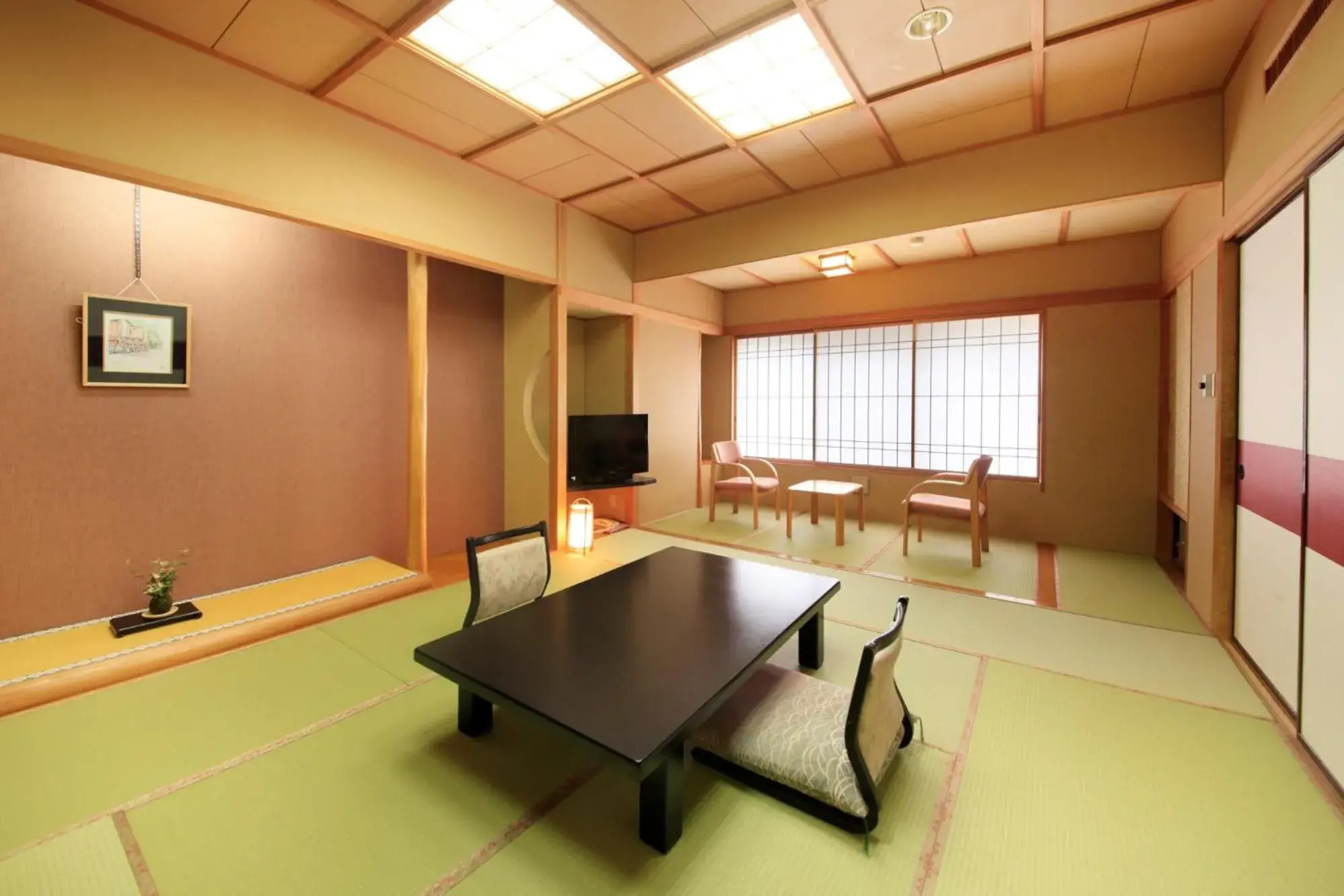 Photo of the whole room in Minoya