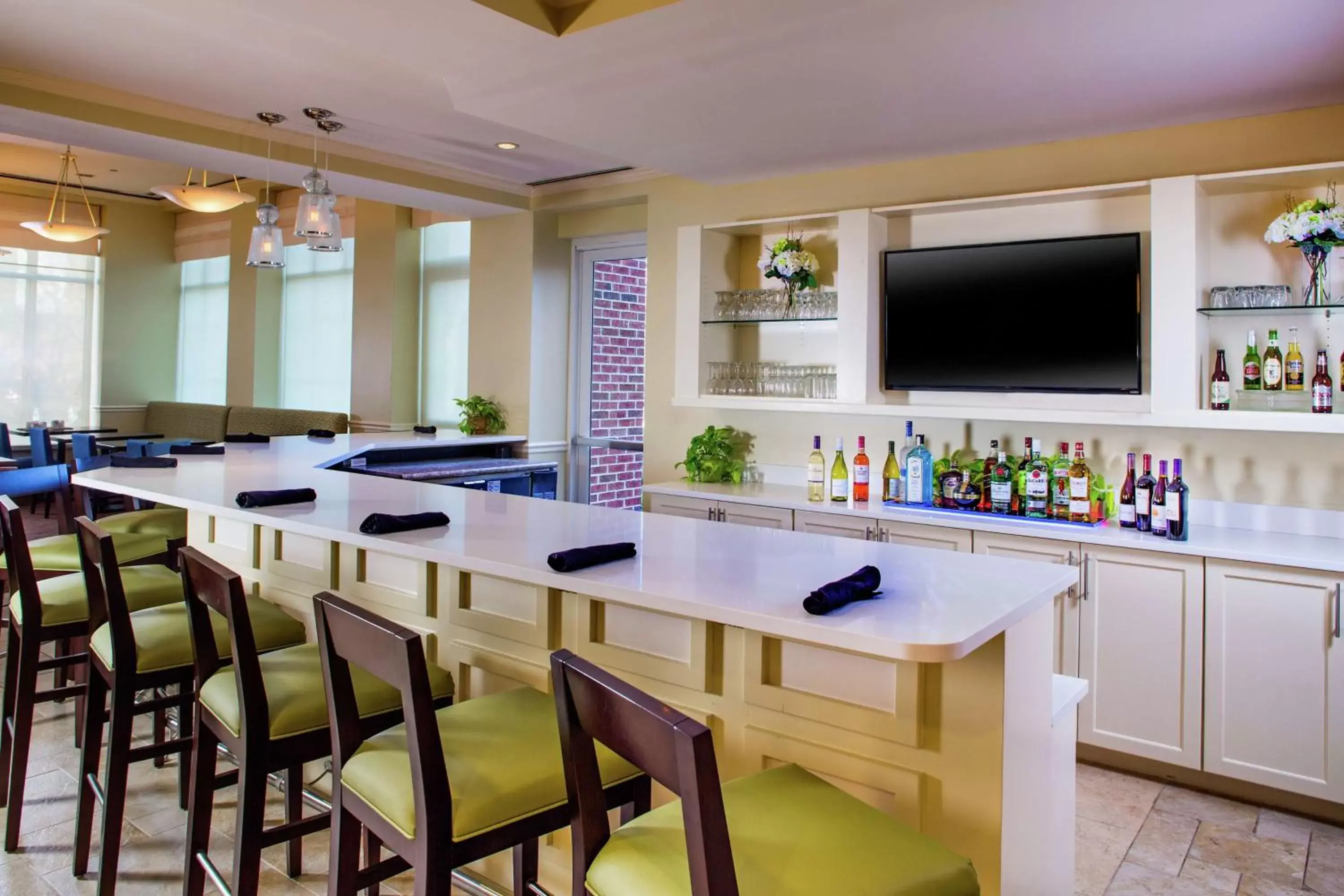 Lounge or bar in Hilton Garden Inn Richmond Innsbrook