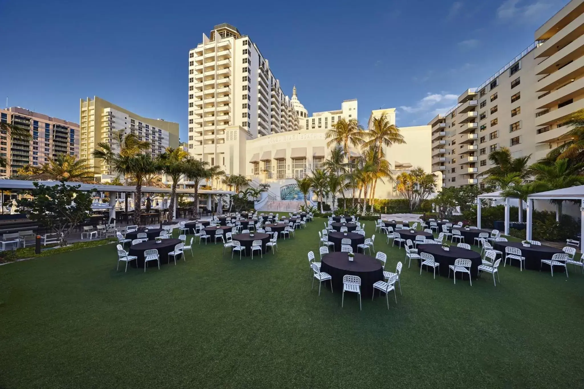 Property building, Banquet Facilities in Loews Miami Beach Hotel